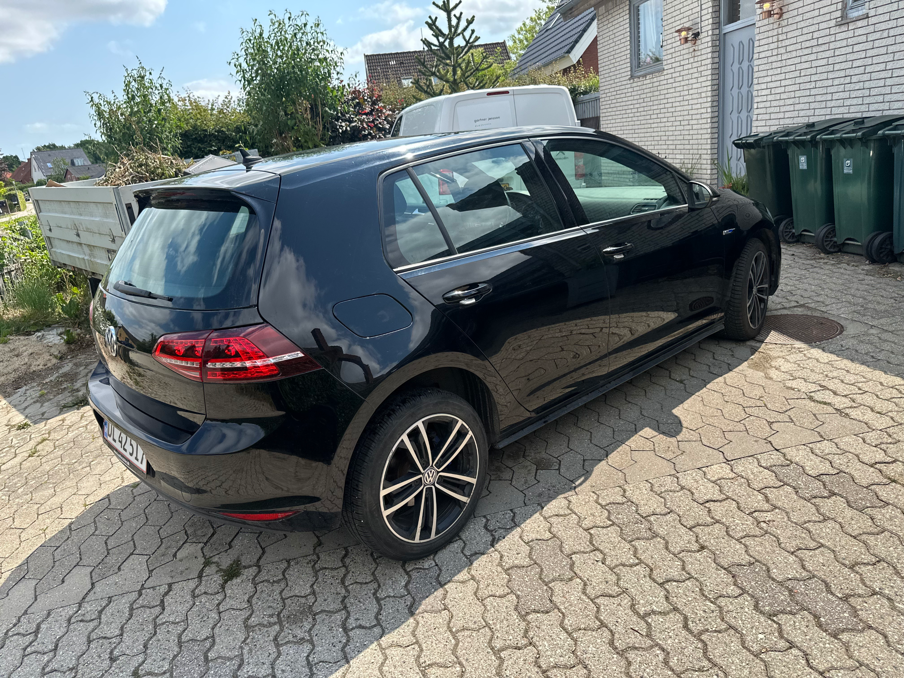 VW Golf Gte Thumbnail 7