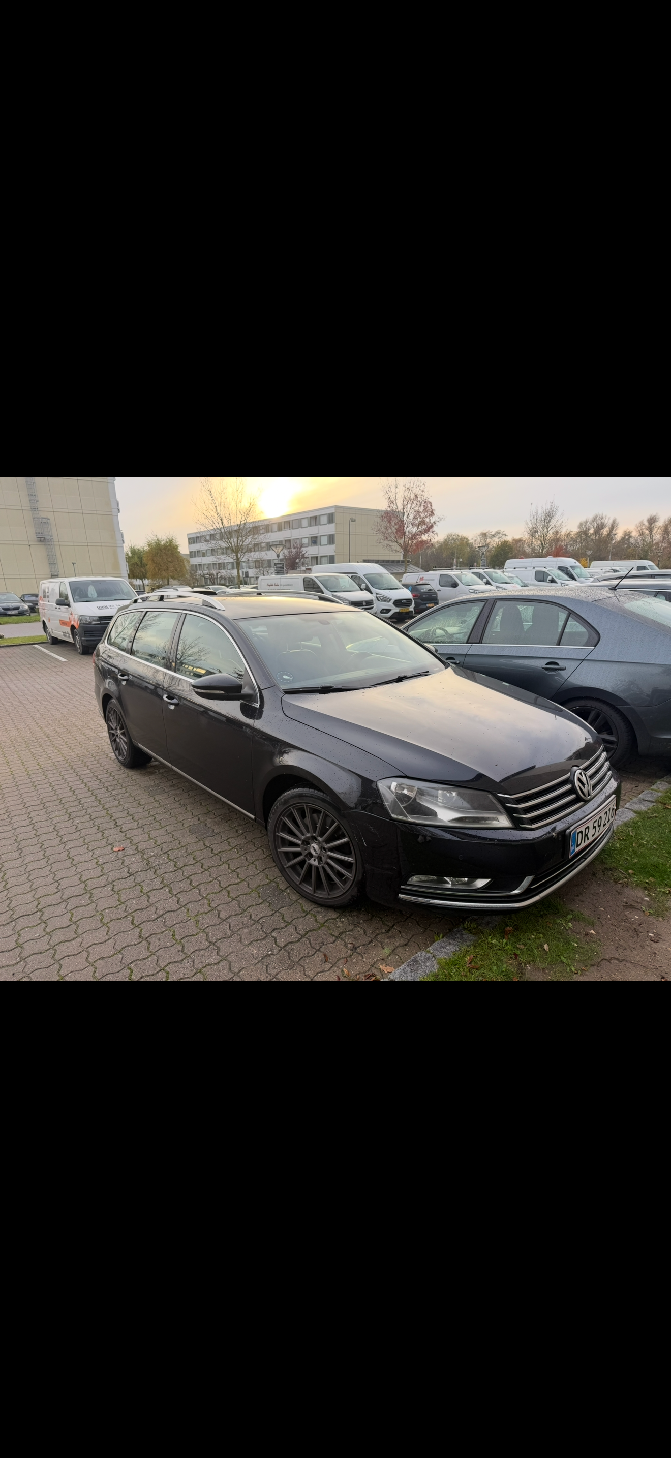 VOLKSWAGEN Passat Variant 1