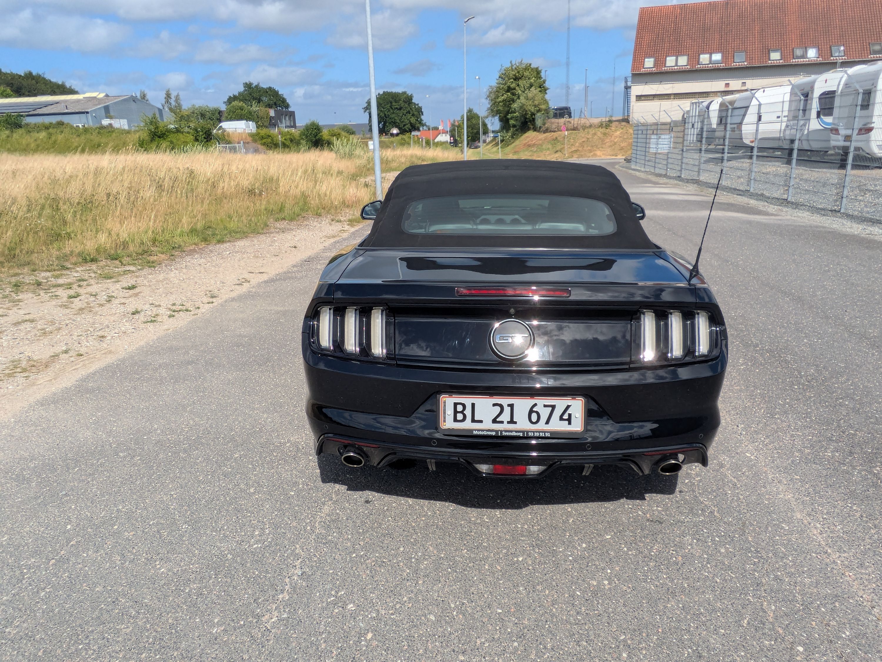 FORD Mustang Thumbnail 5