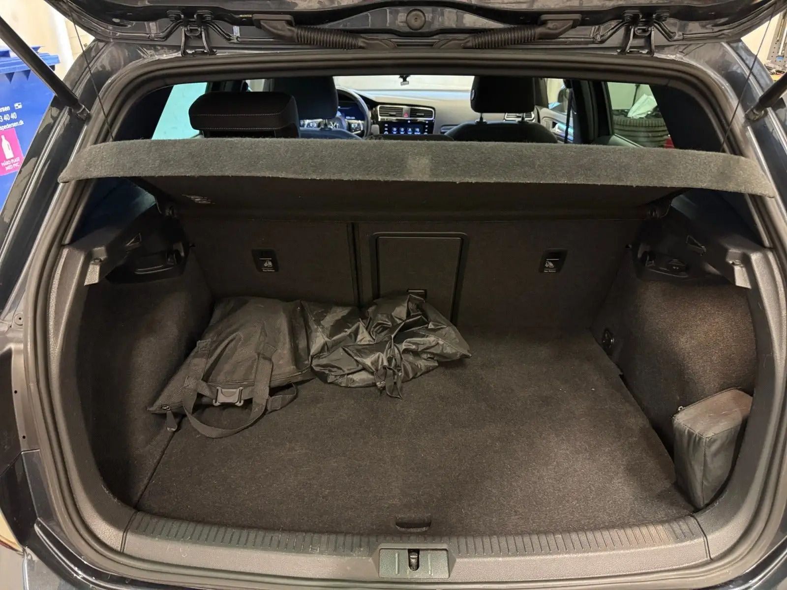 VOLKSWAGEN Golf Thumbnail 7