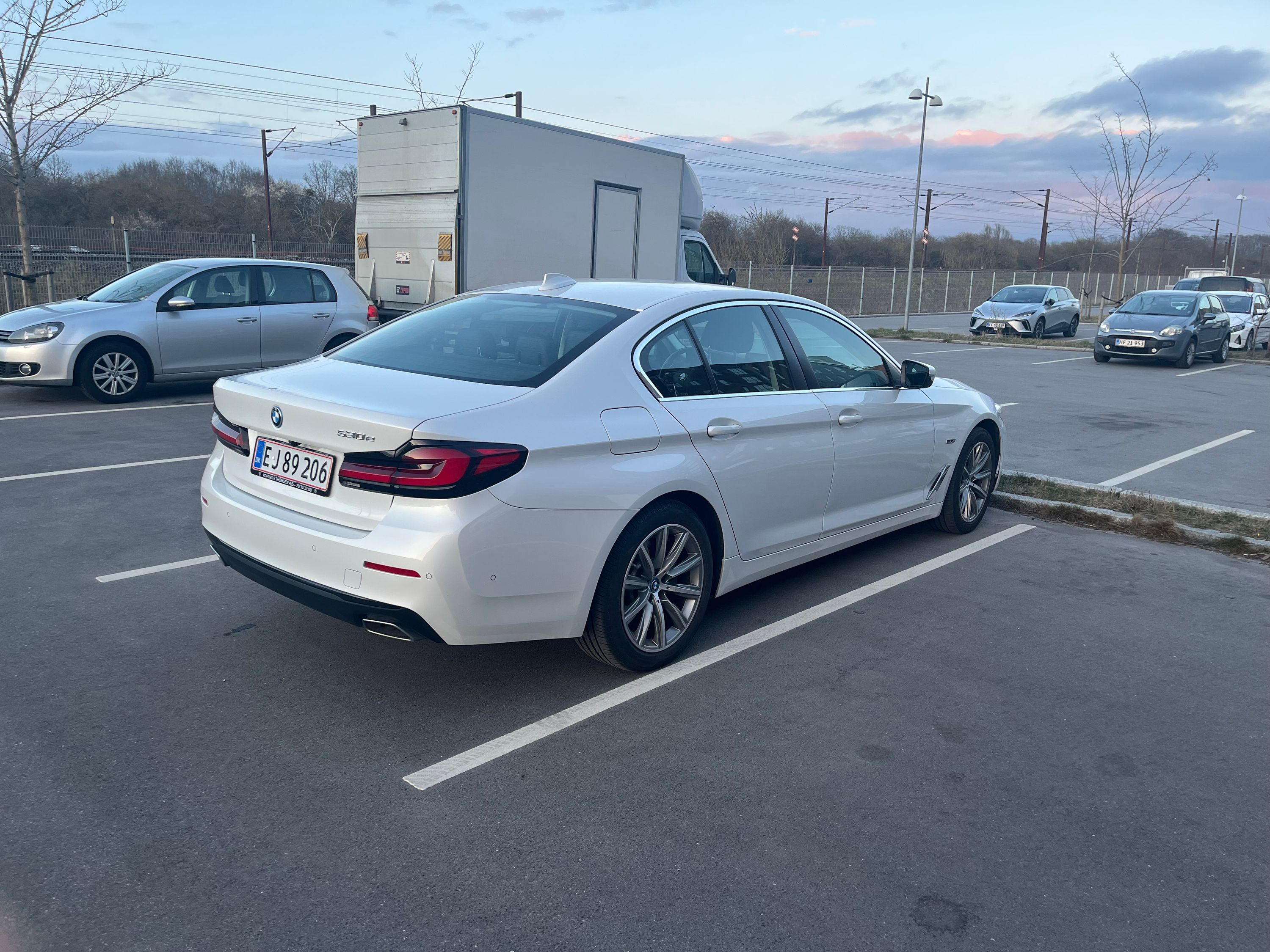 BMW 5-Serie Thumbnail 8