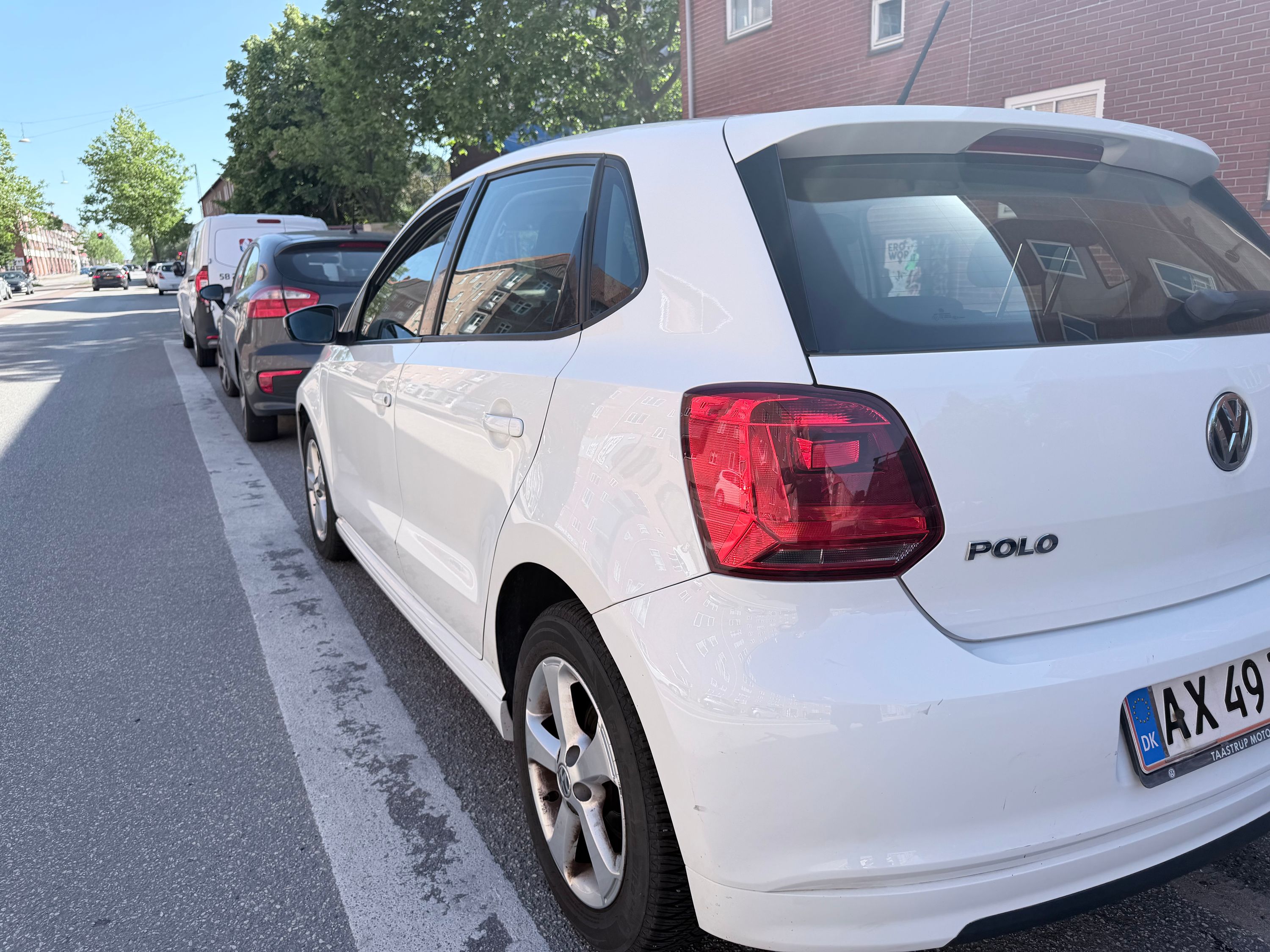 VOLKSWAGEN Polo Thumbnail 8