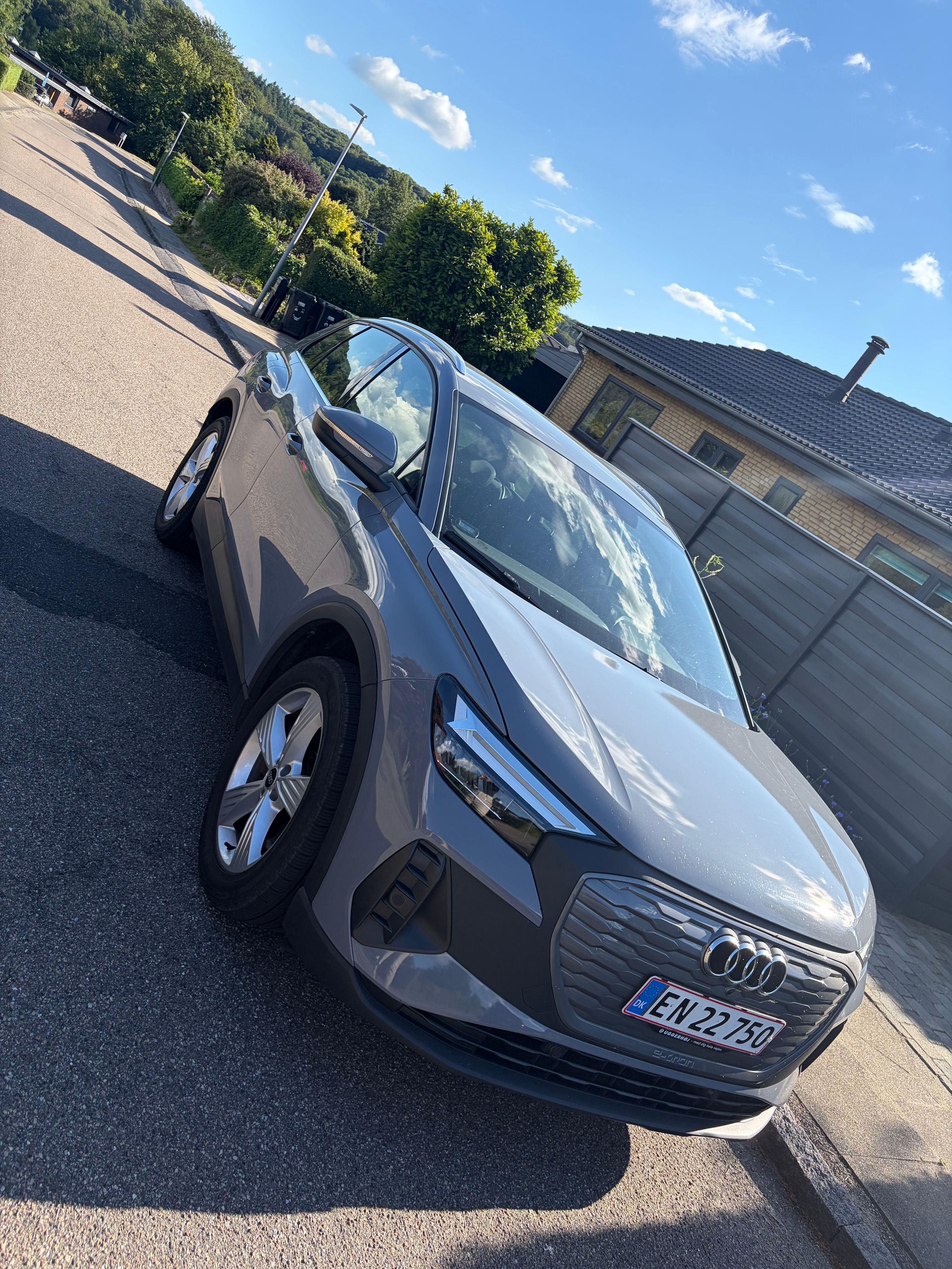 AUDI Q4 40 E-Tron Thumbnail 5