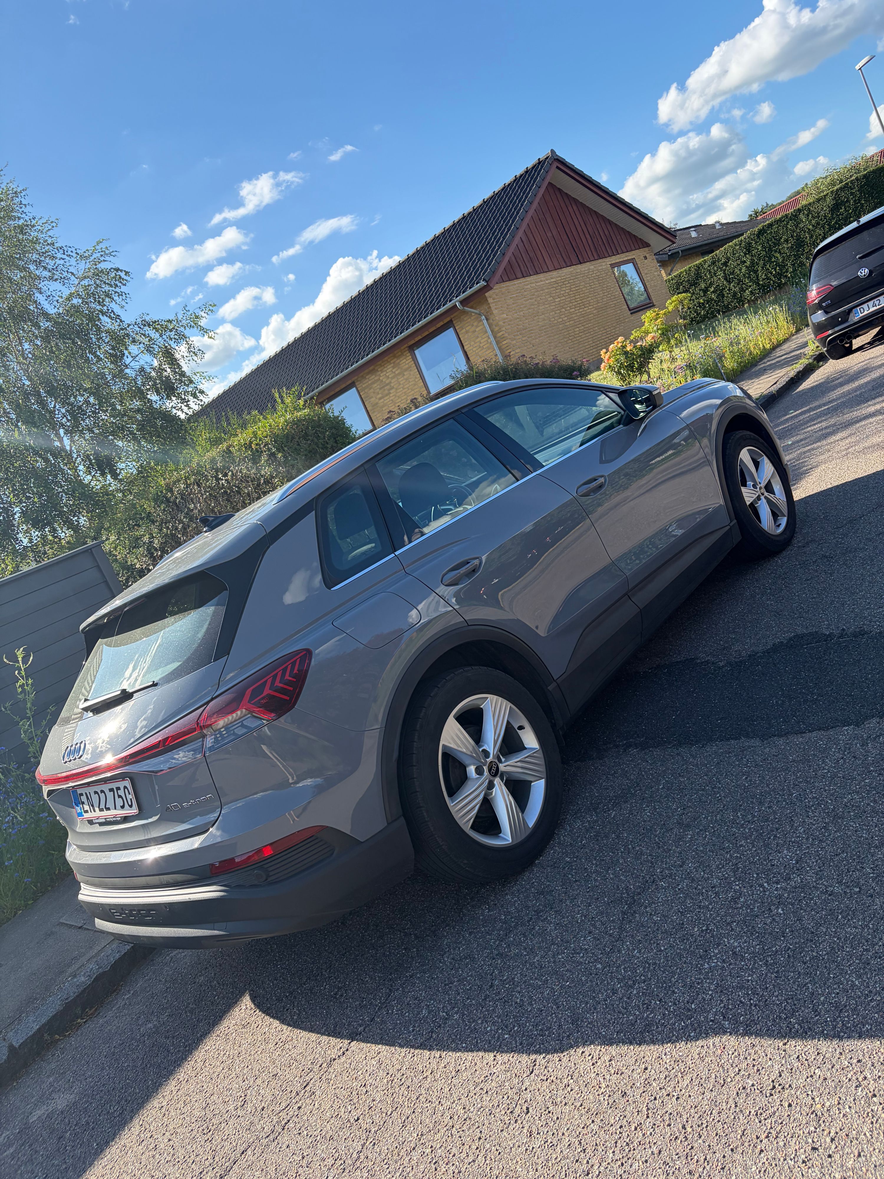 AUDI Q4 40 E-Tron Thumbnail 7