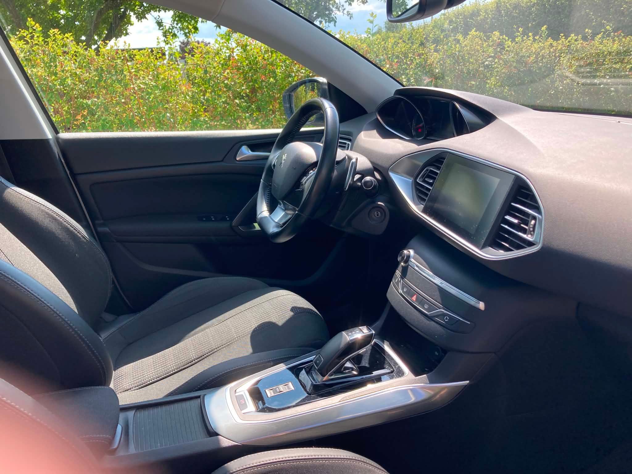 PEUGEOT 308 Thumbnail 9