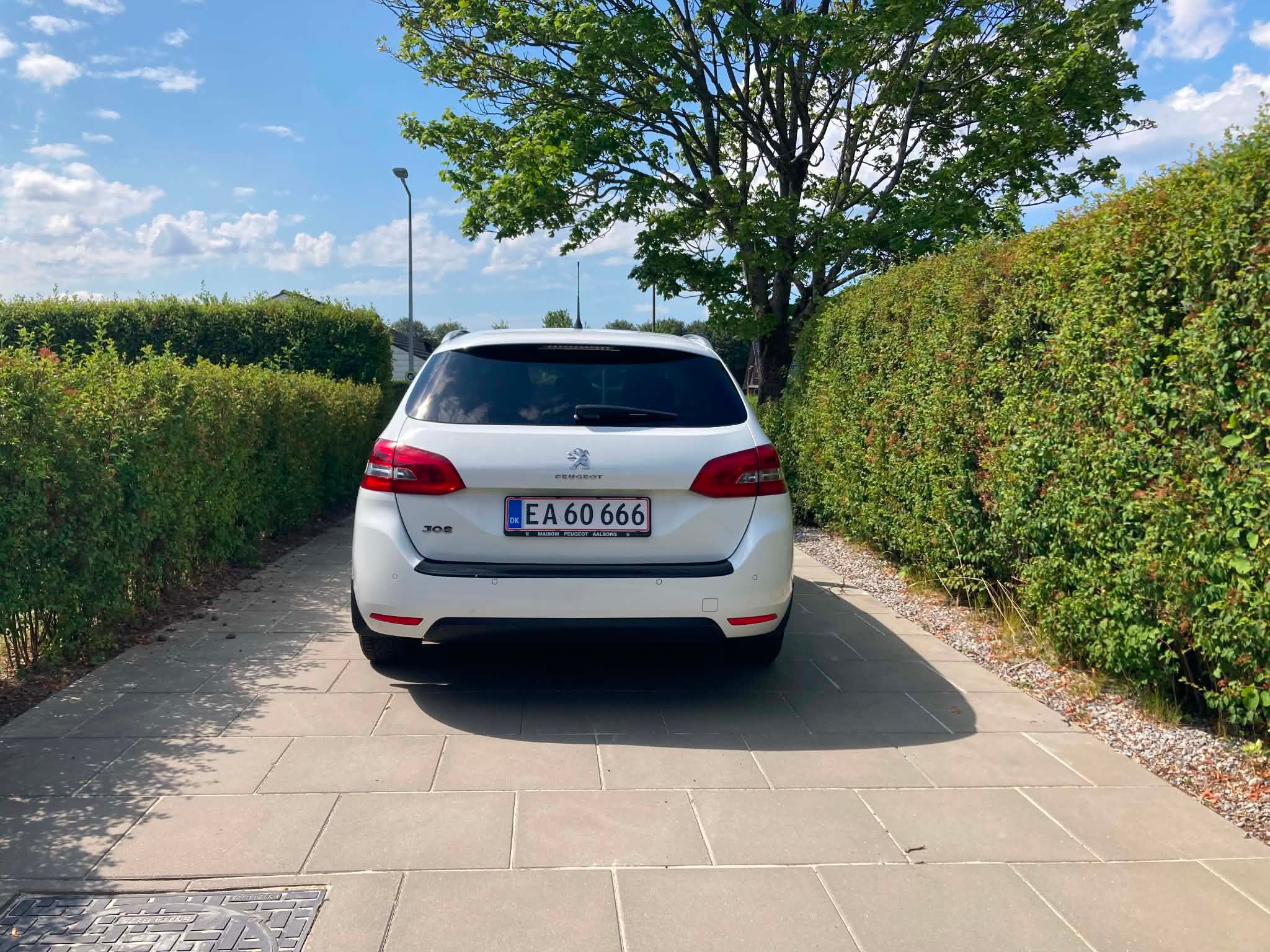 PEUGEOT 308 Thumbnail 6