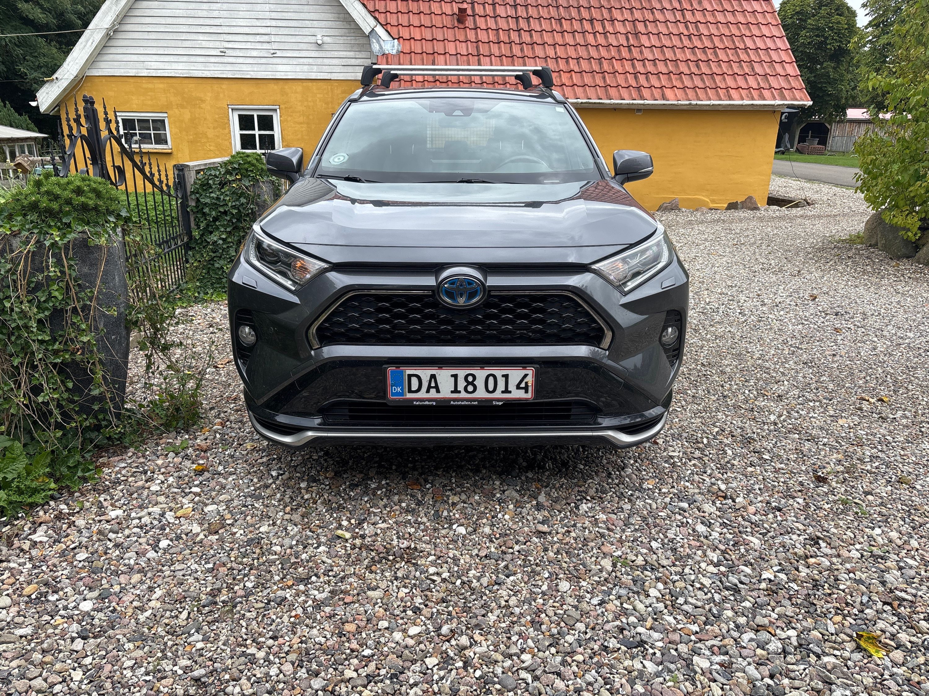 TOYOTA Rav4 Thumbnail 8