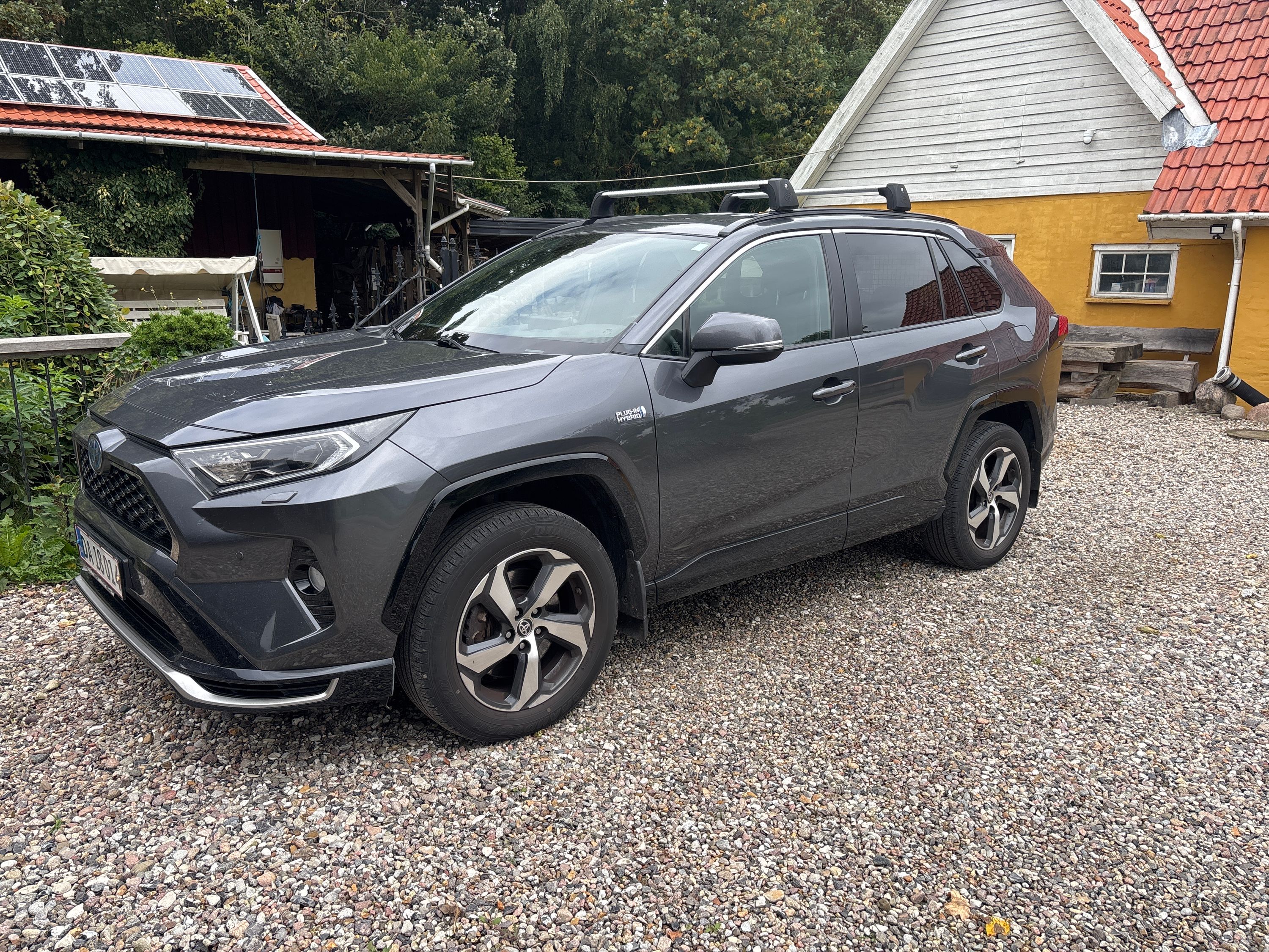TOYOTA Rav4 1