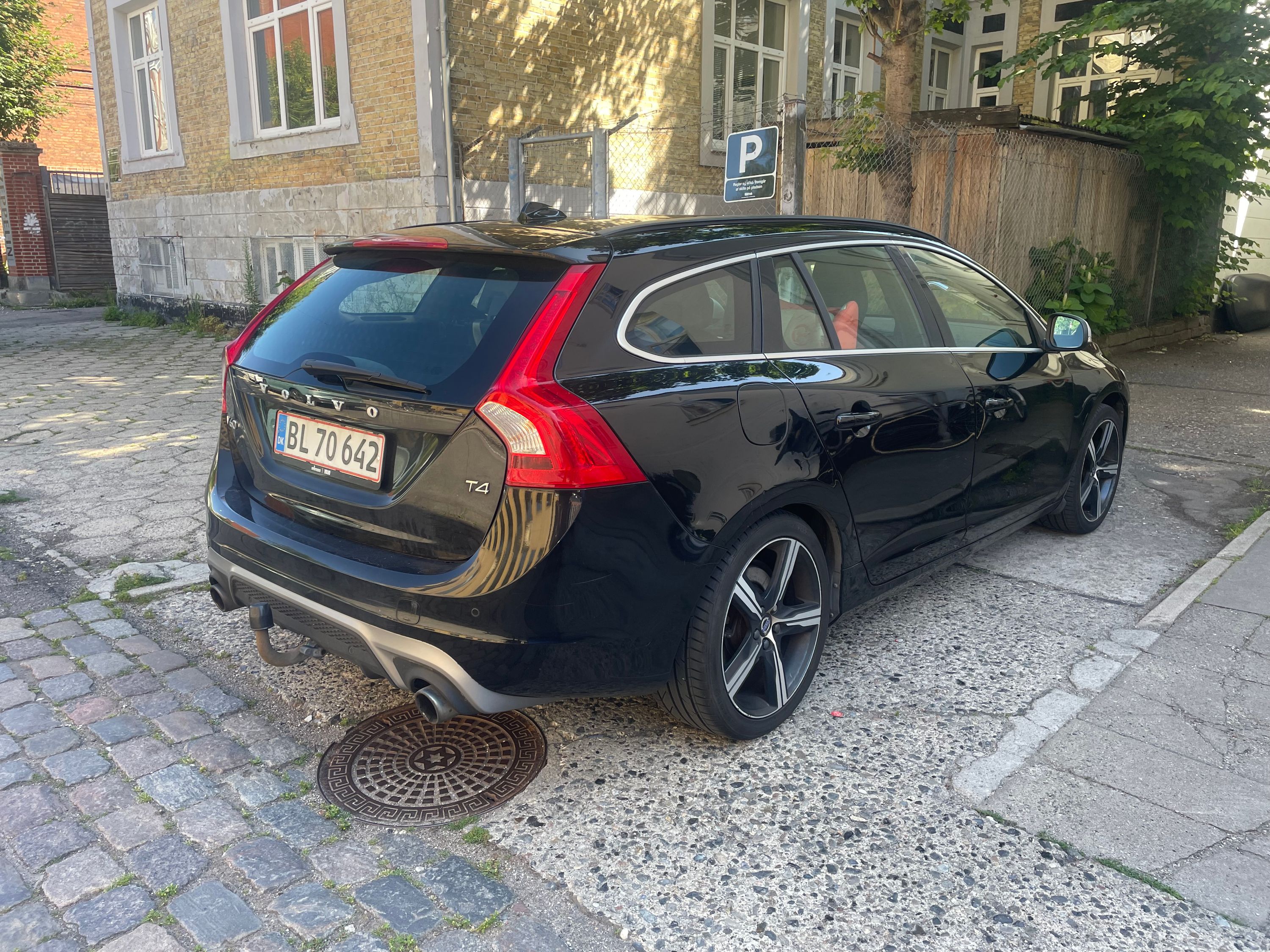 VOLVO V60 Thumbnail 3