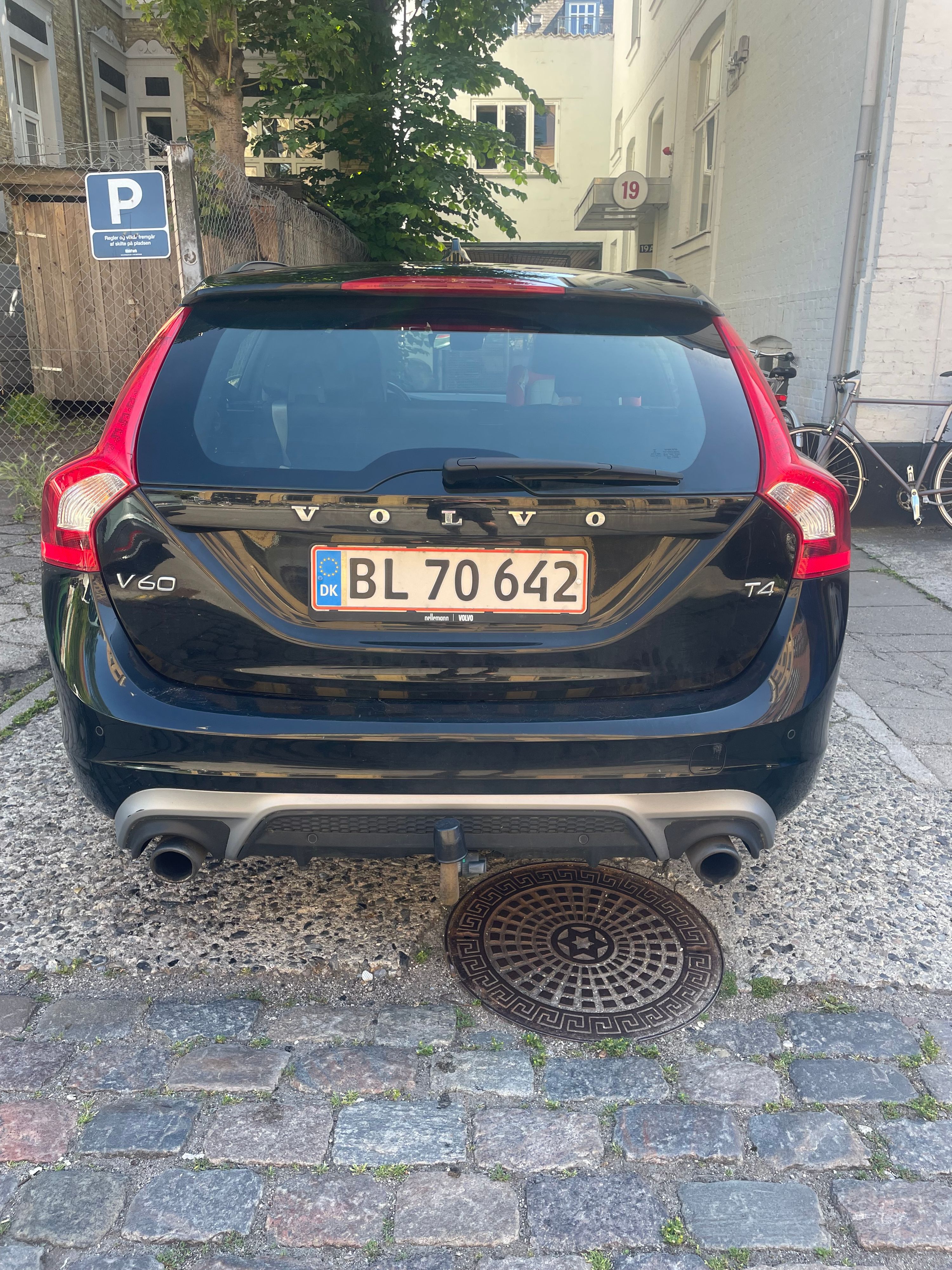VOLVO V60 Thumbnail 9