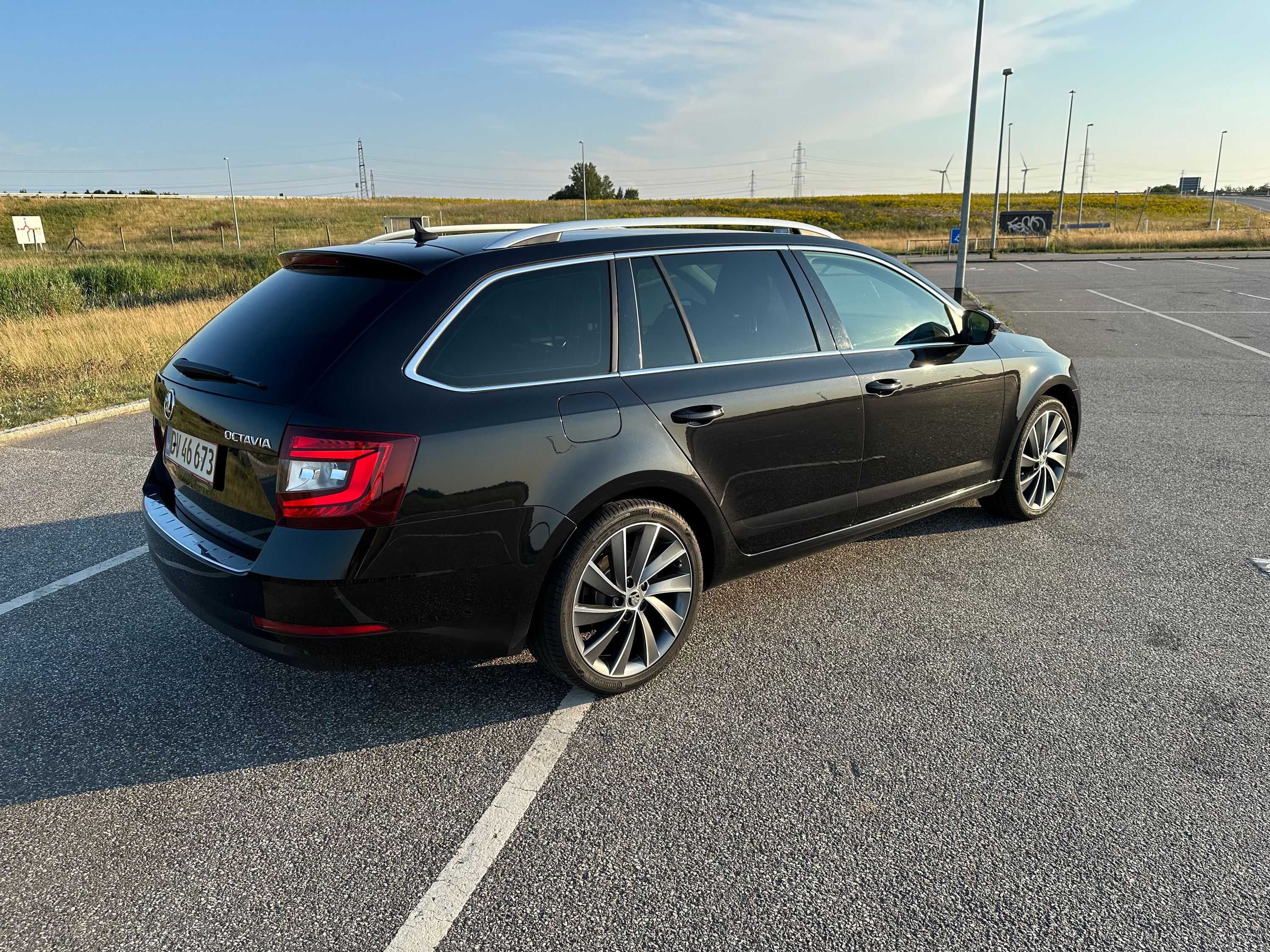 SKODA Octavia Thumbnail 9
