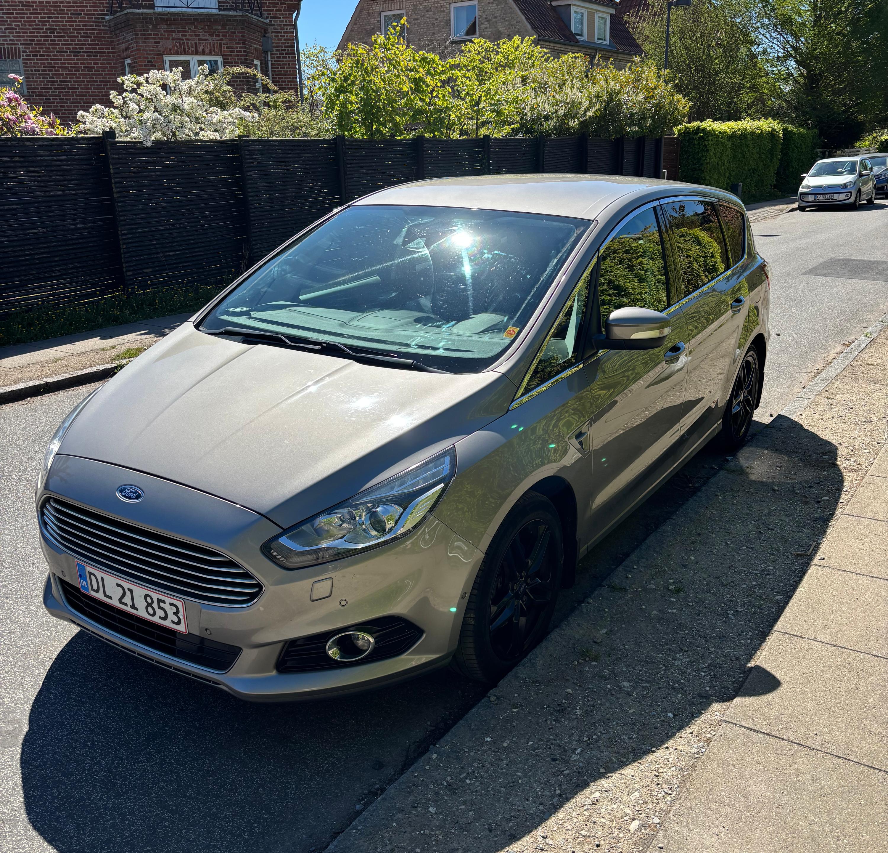 FORD S-Max
