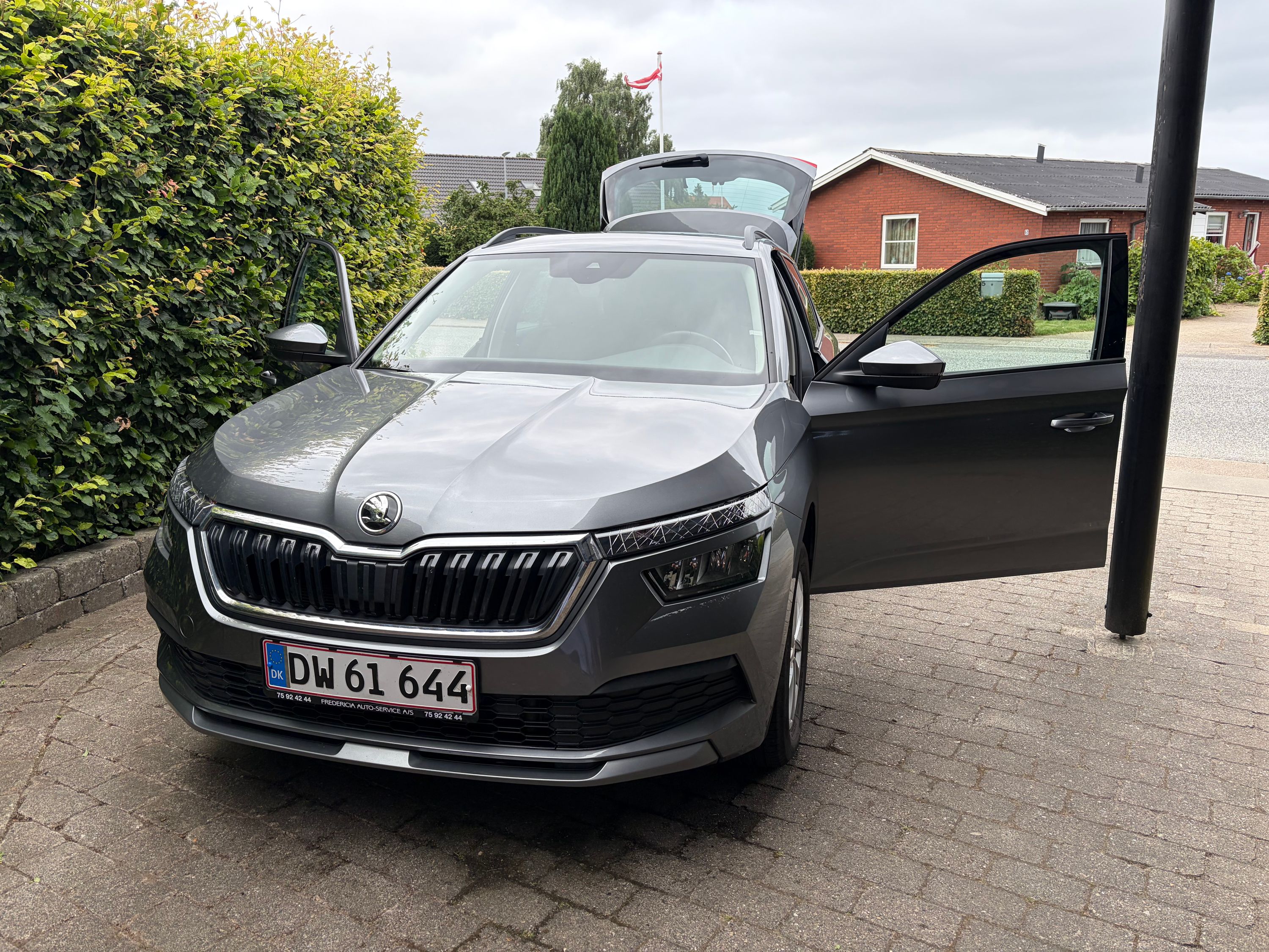 SKODA Kamiq Thumbnail 2