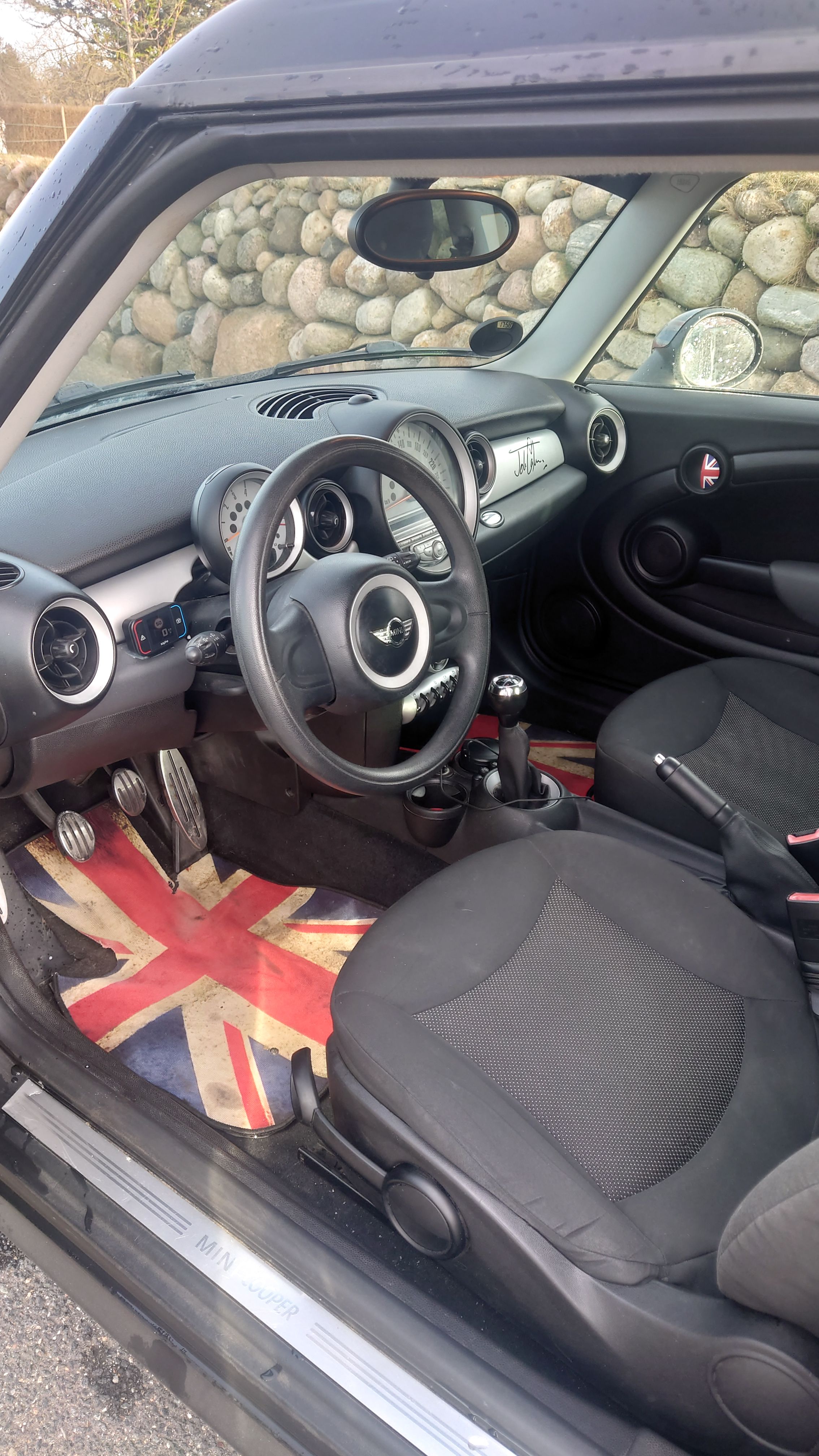 MINI Cooper Thumbnail 7