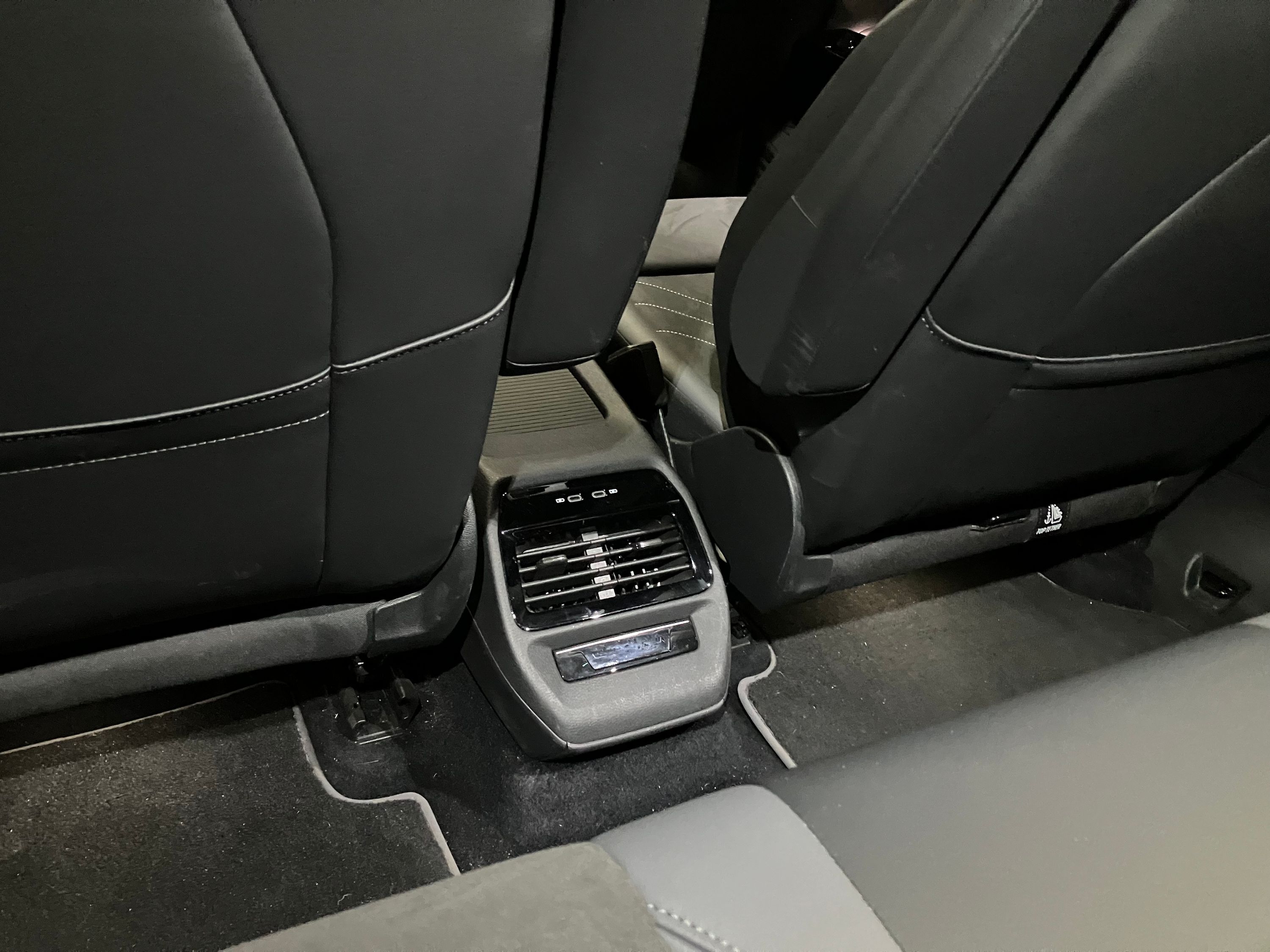 VOLKSWAGEN Id.4 Thumbnail 5