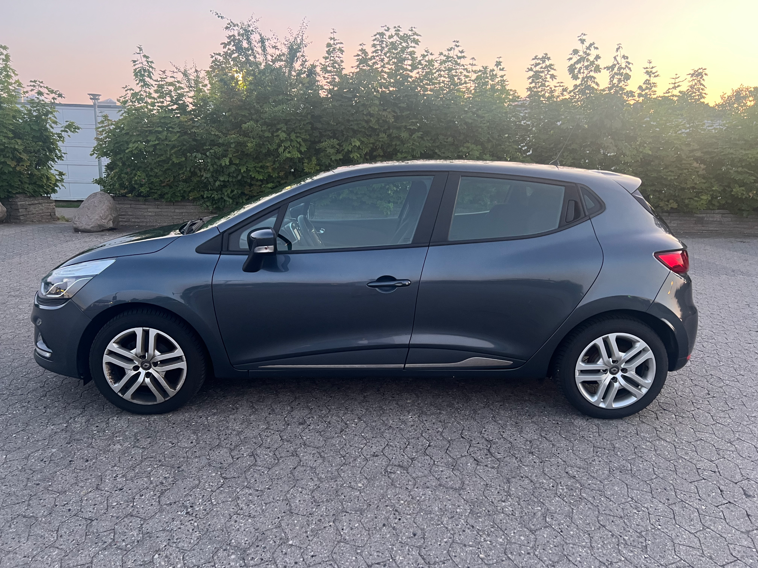 RENAULT Ny Clio Thumbnail 6
