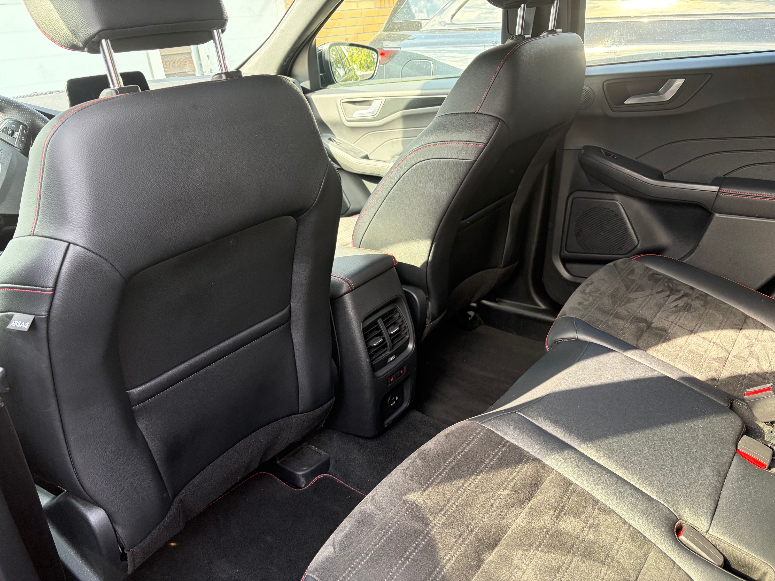 FORD Kuga Thumbnail 9
