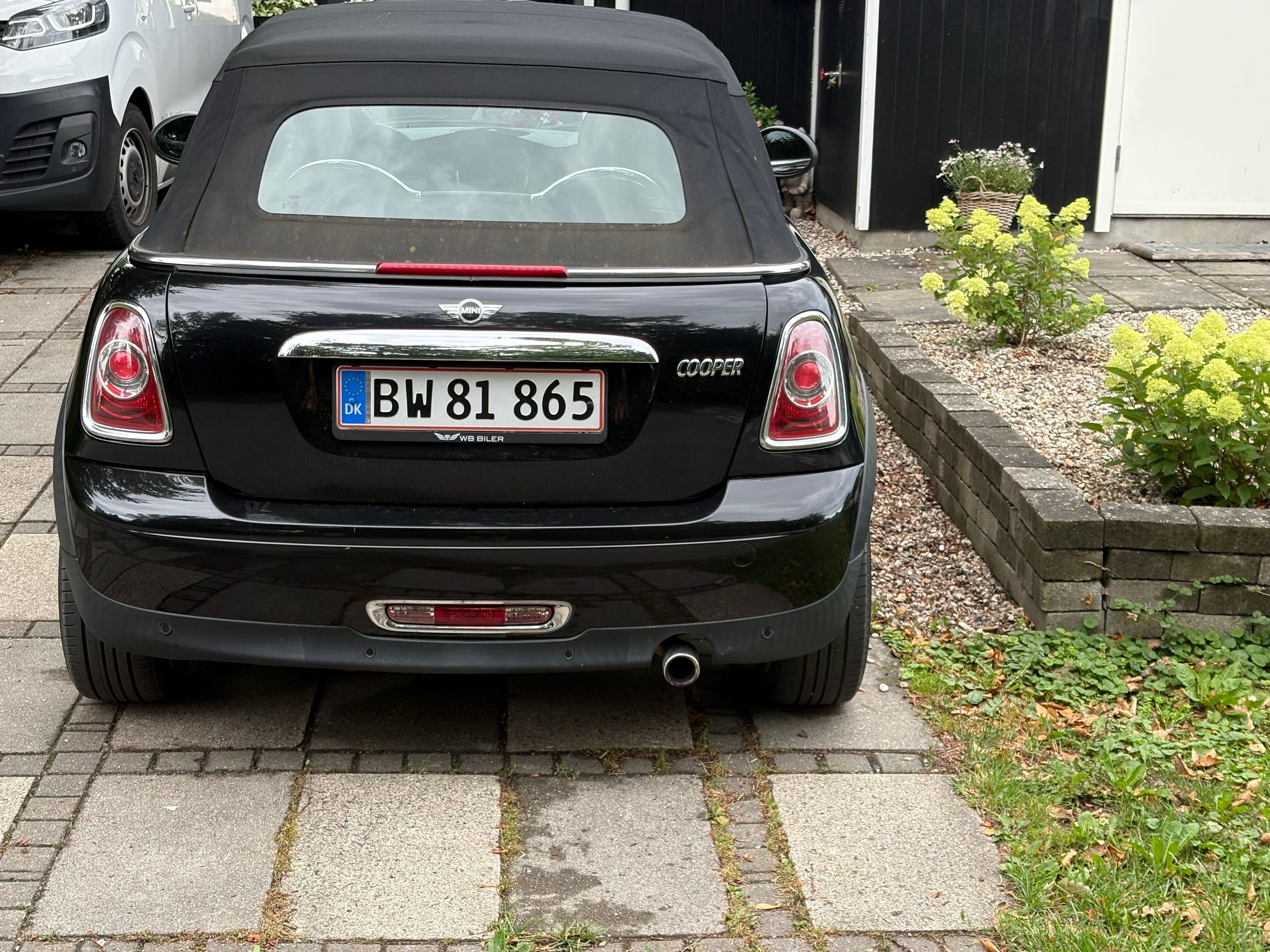 MINI Cooper Thumbnail 12