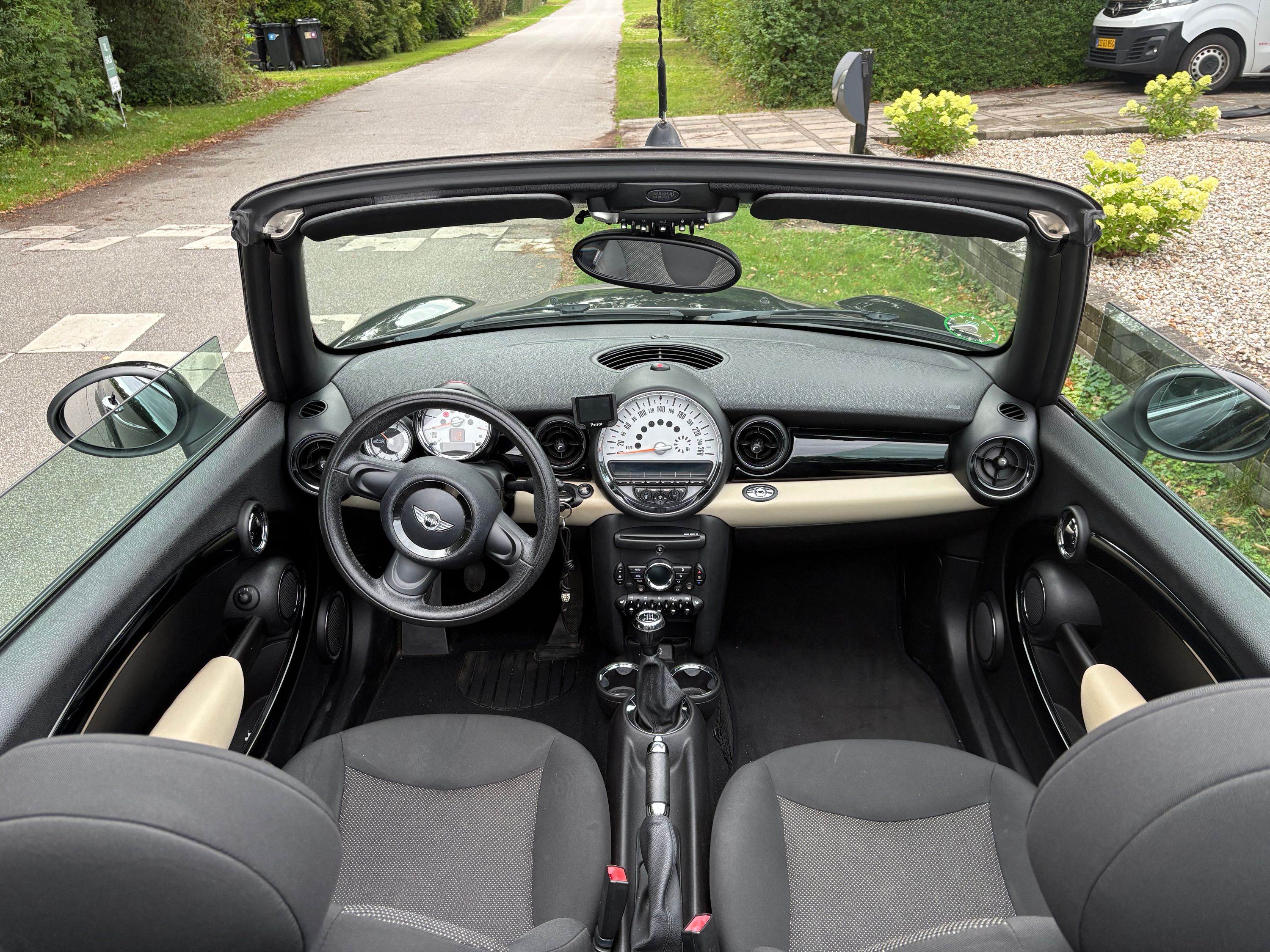 MINI Cooper Thumbnail 7