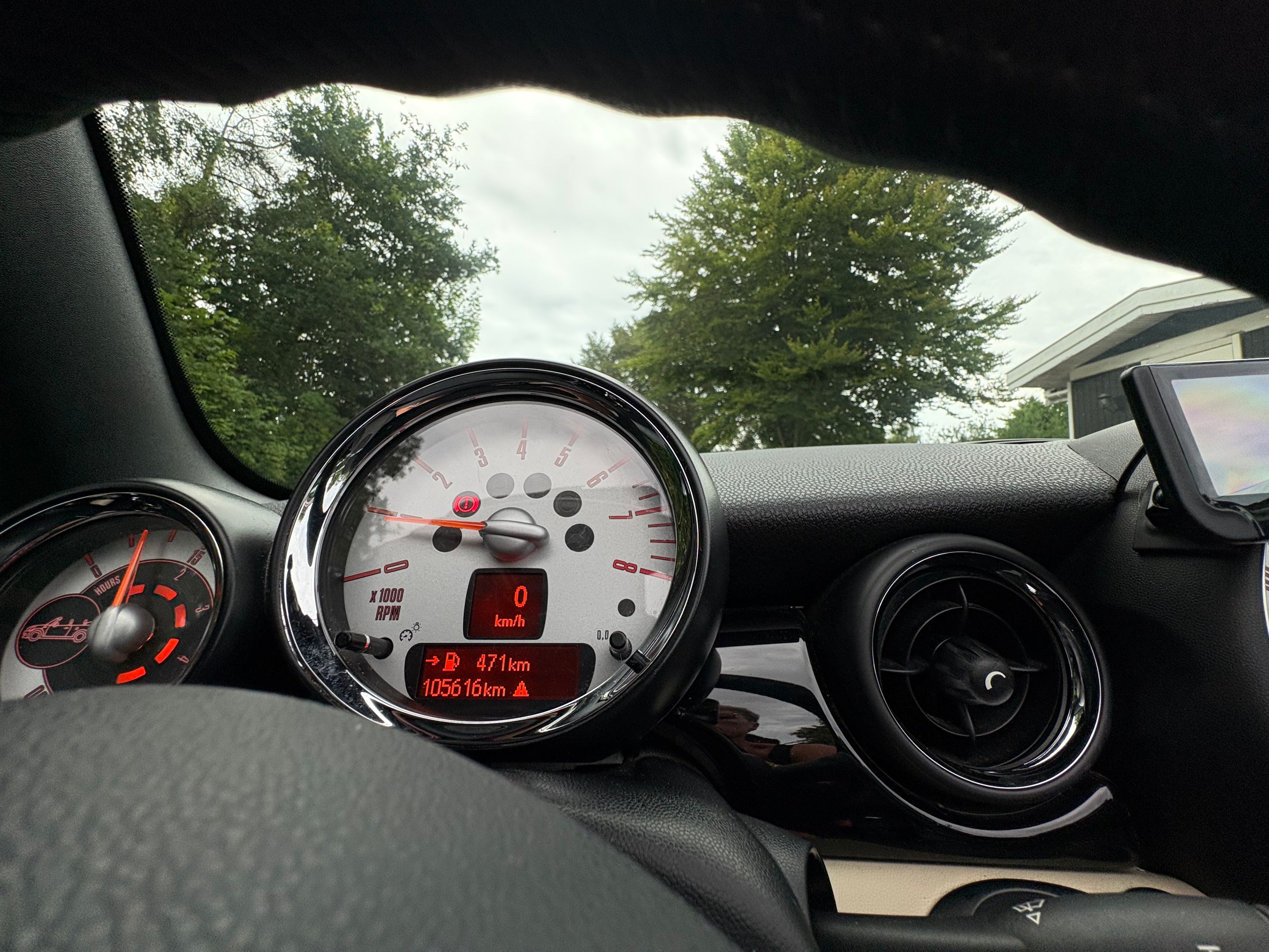 MINI Cooper Thumbnail 10