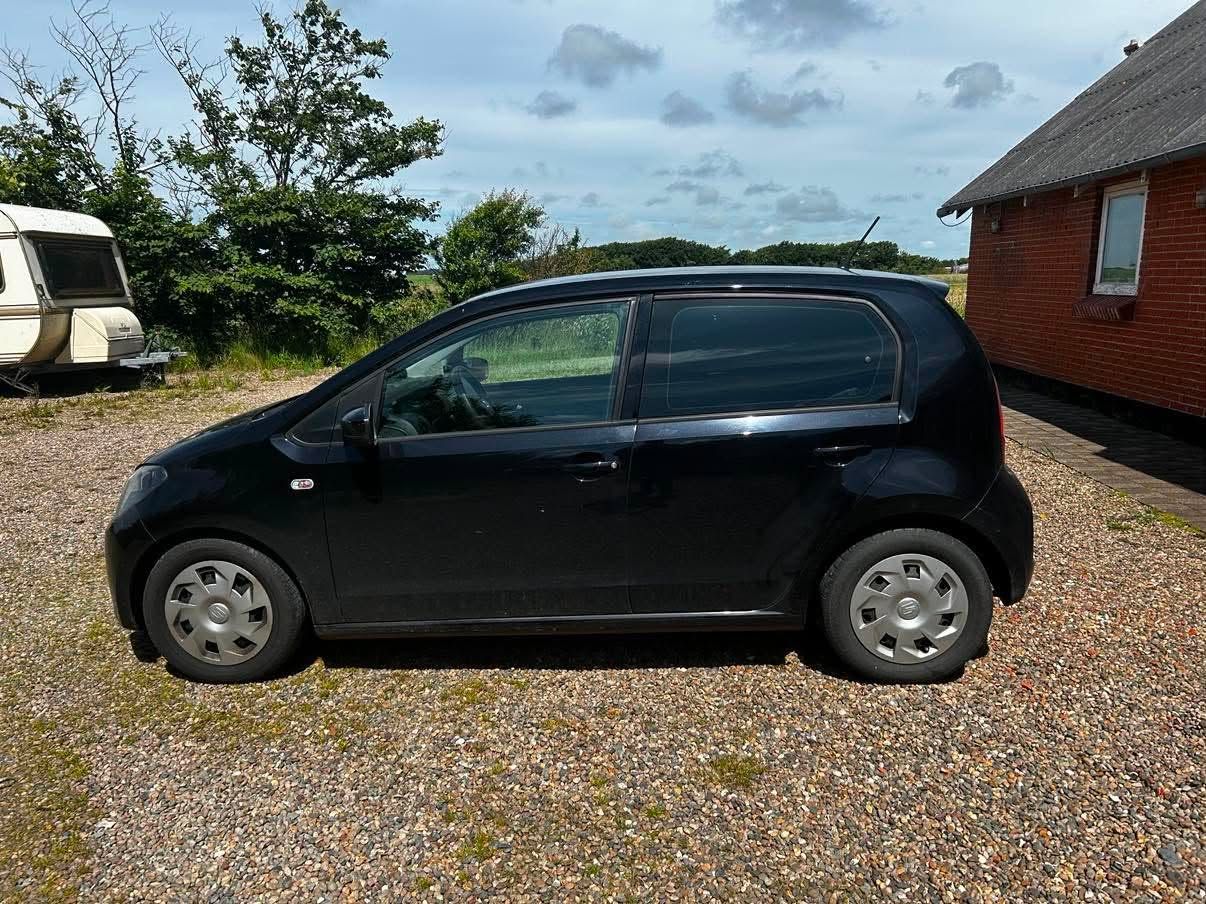 SEAT Mii Thumbnail 8
