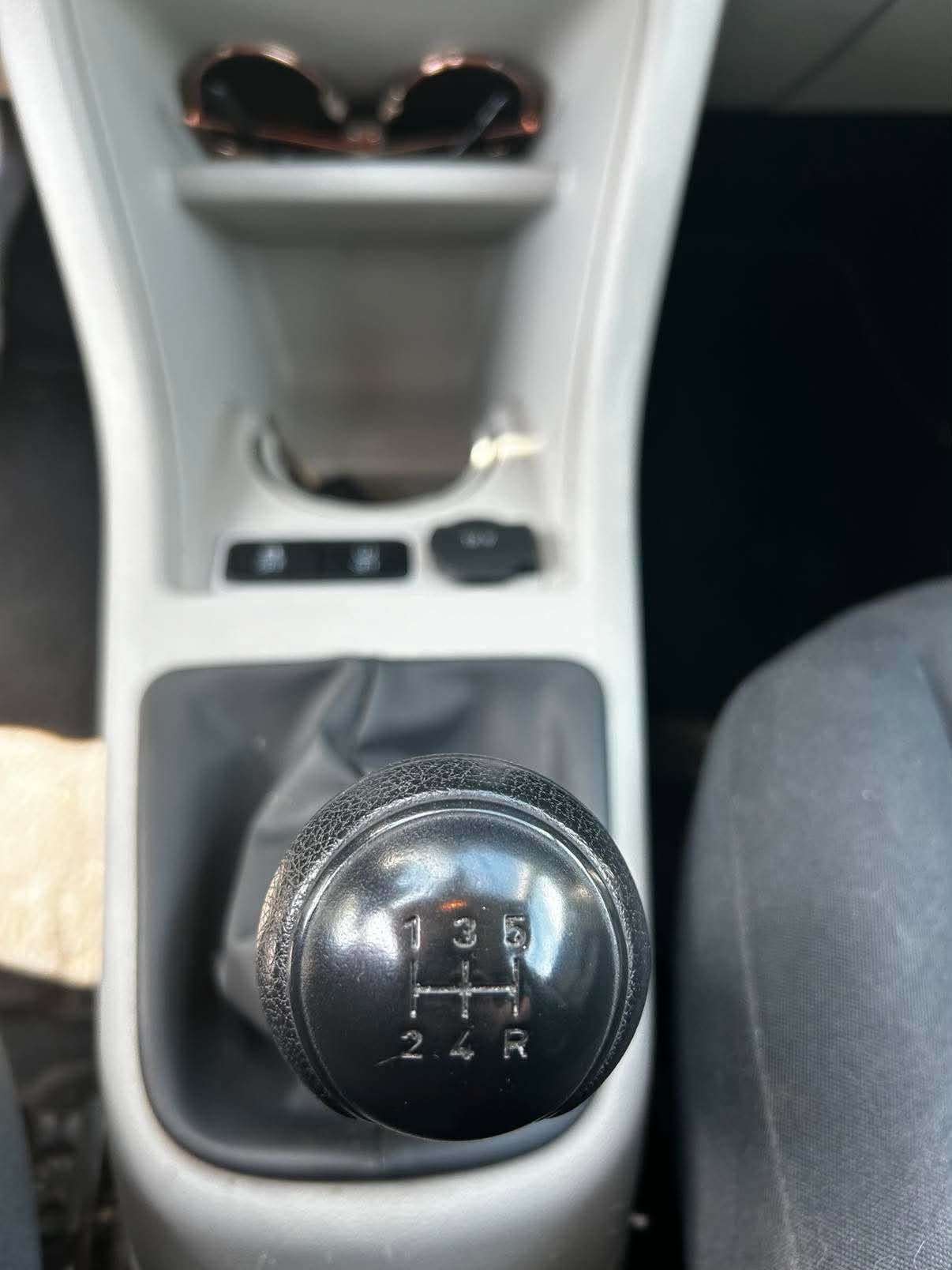 SEAT Mii Thumbnail 10