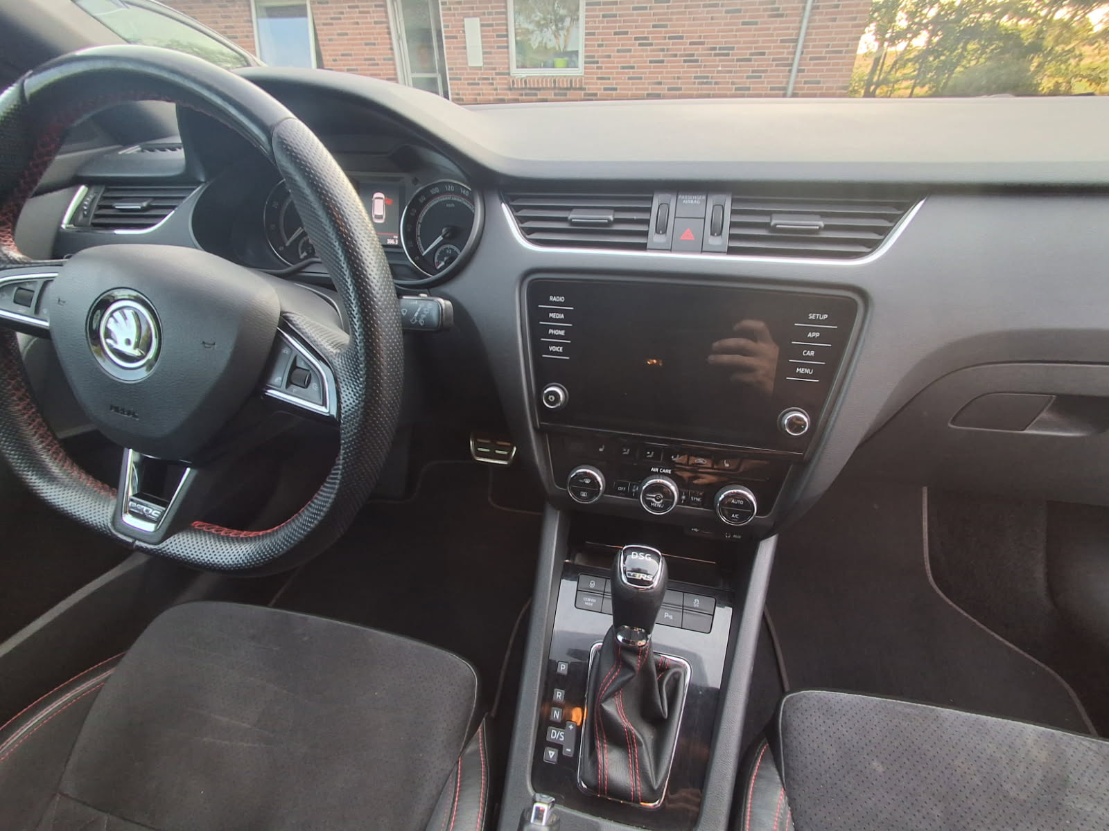 SKODA Octavia Thumbnail 5