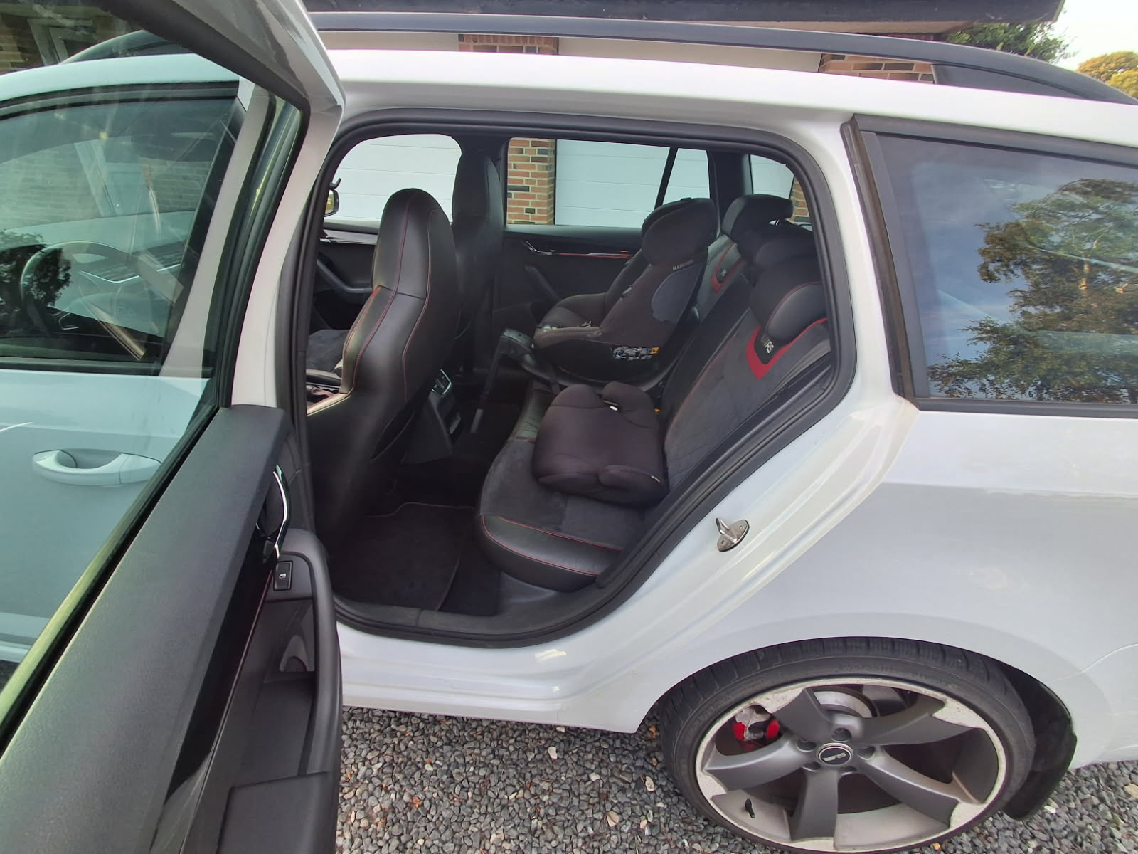 SKODA Octavia Thumbnail 8