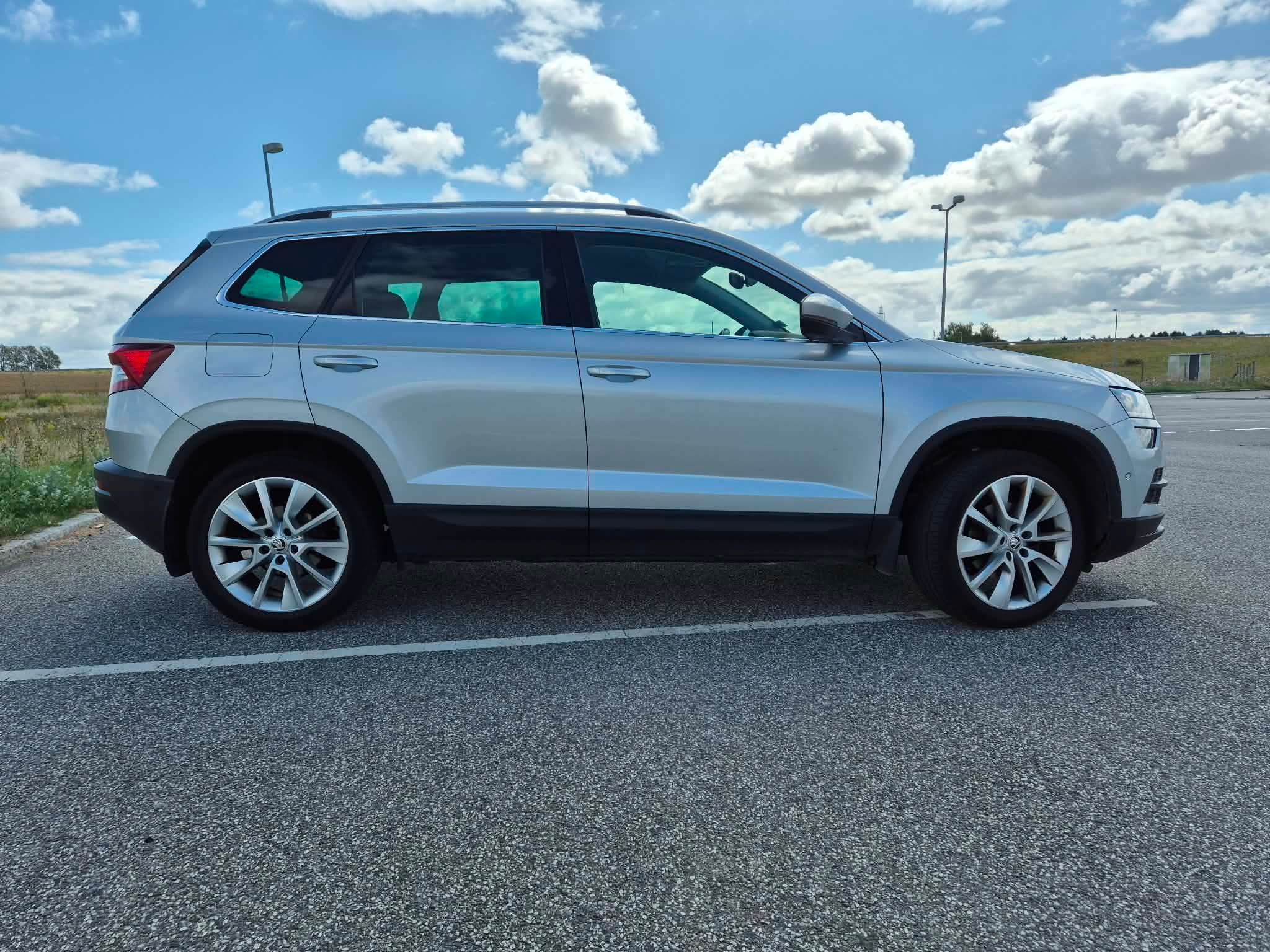 SKODA Karoq Thumbnail 7