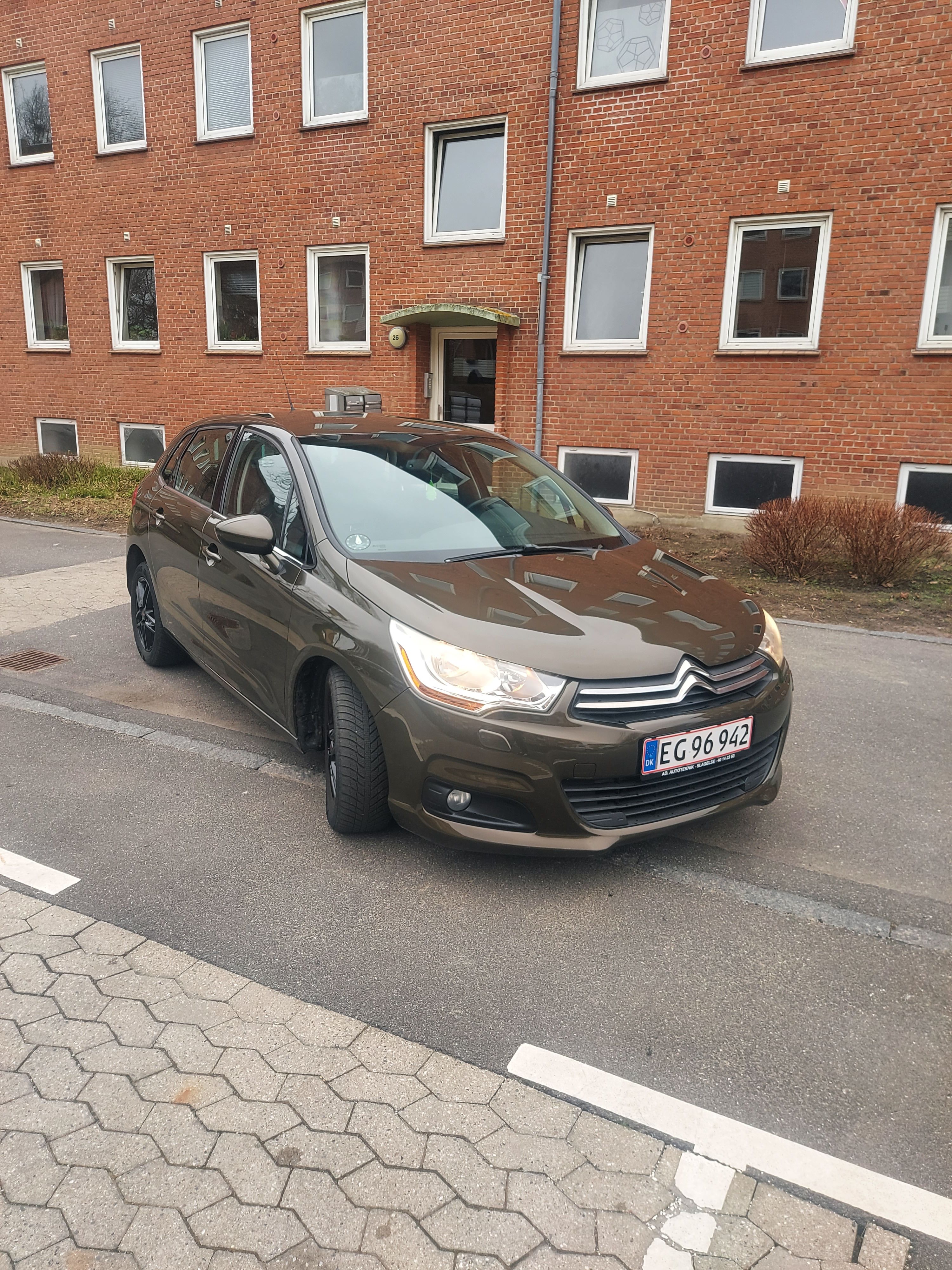 CITROËN C4 Thumbnail 2