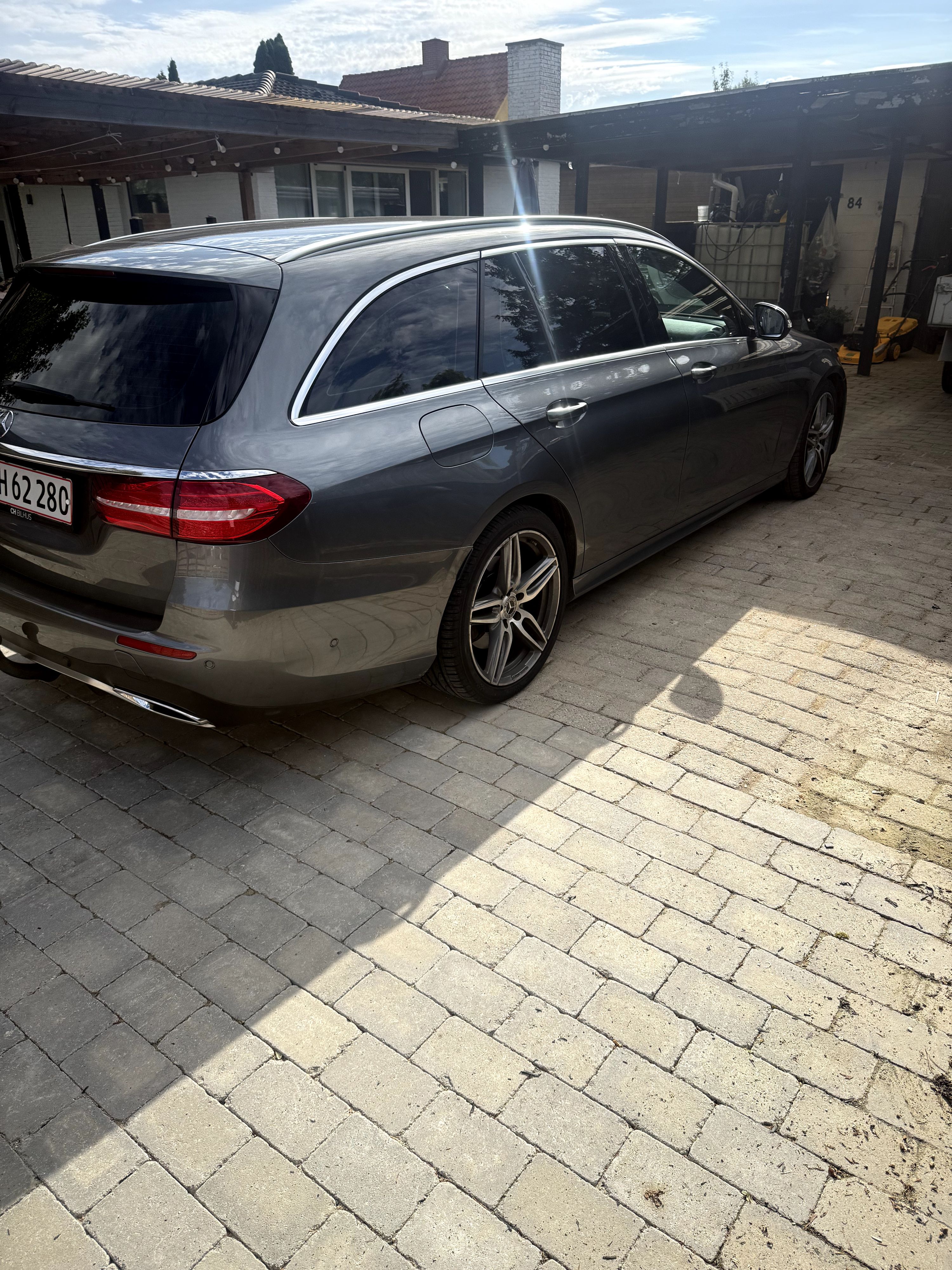 MERCEDES-BENZ E-Klasse Thumbnail 13