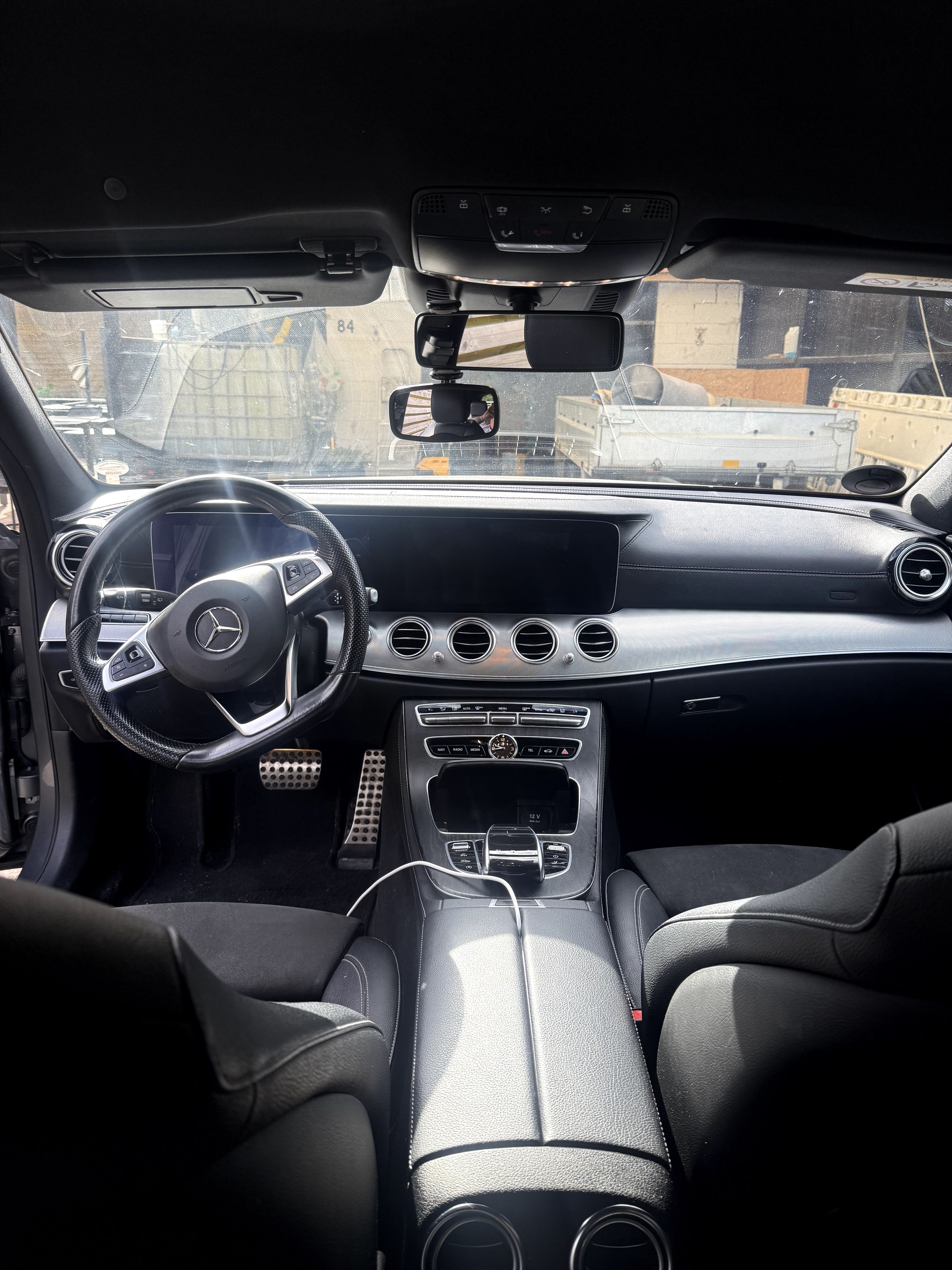MERCEDES-BENZ E-Klasse Thumbnail 16