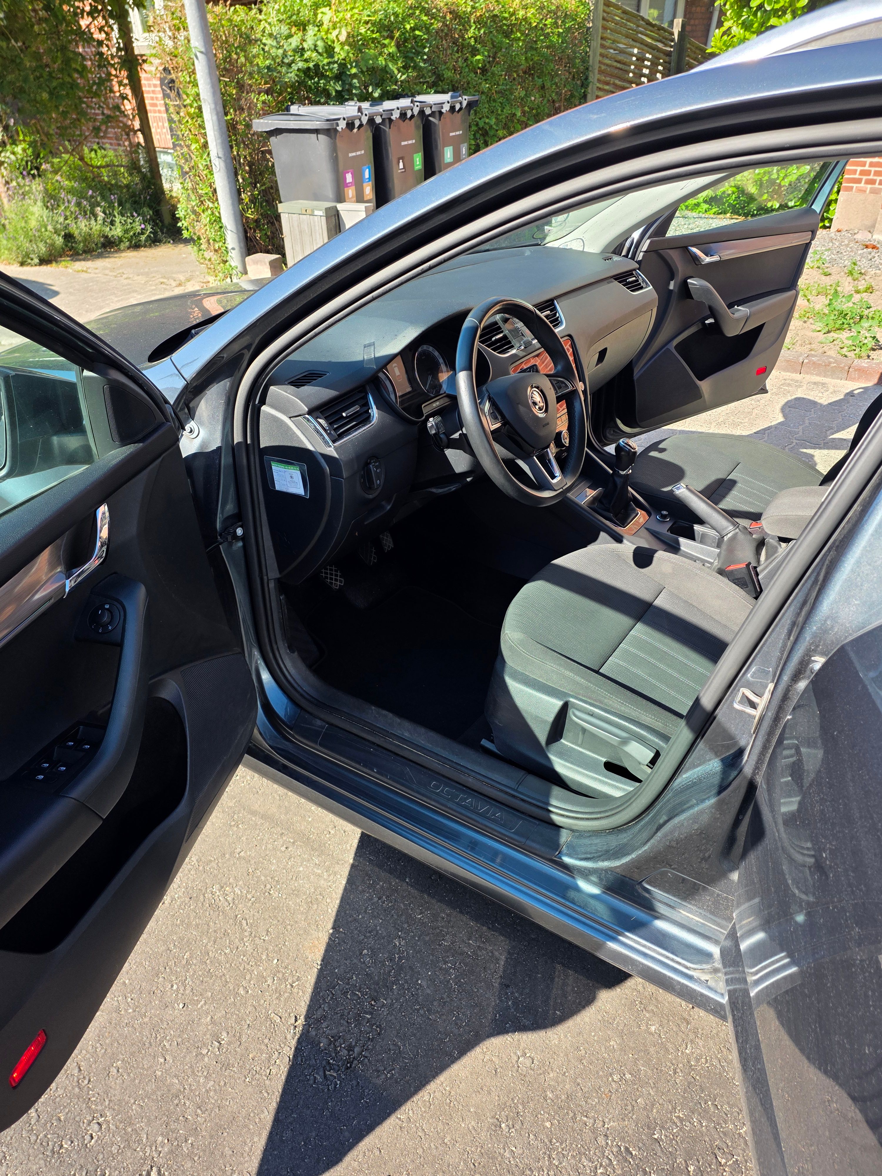 SKODA Octavia Thumbnail 4