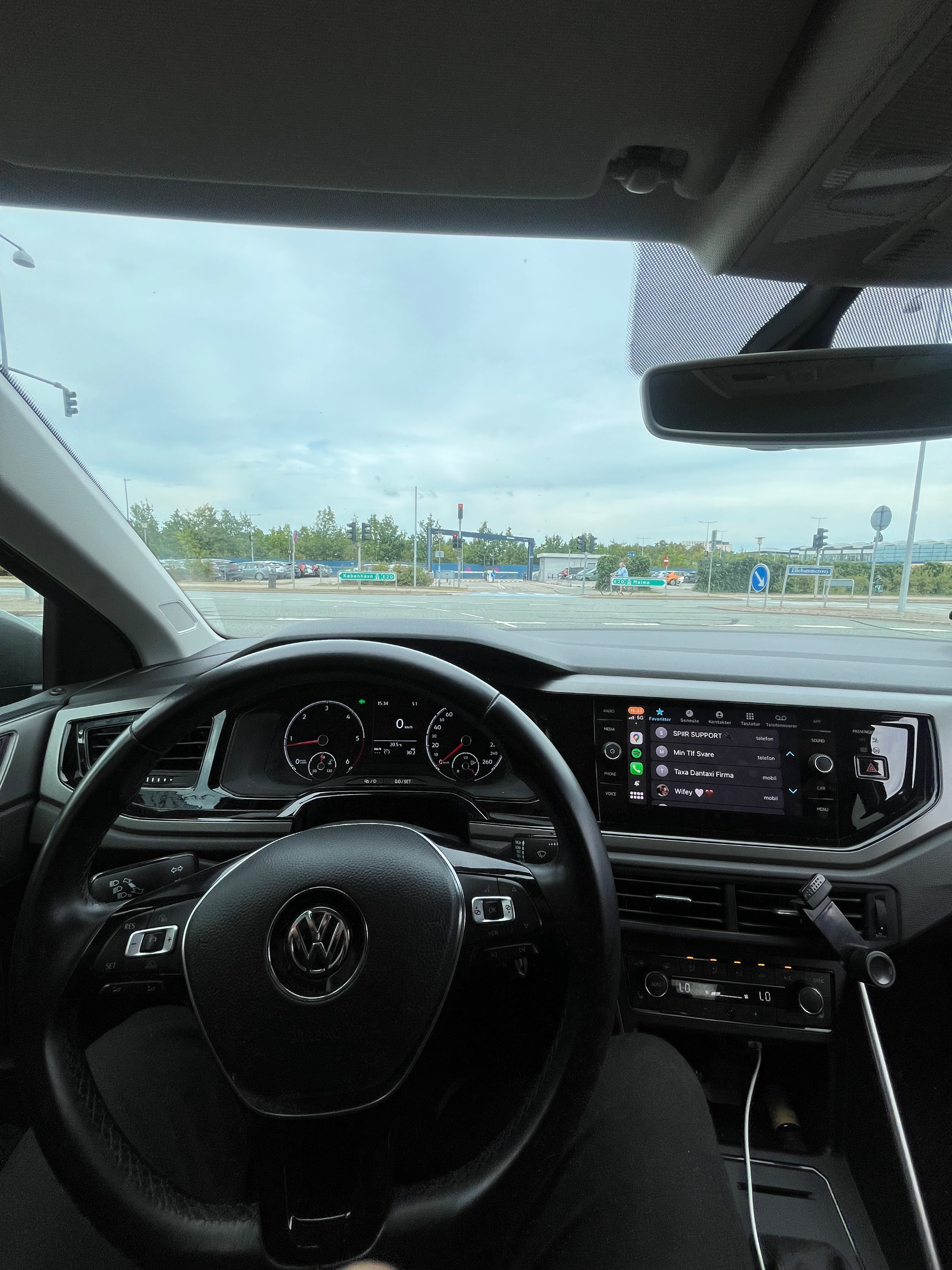 VOLKSWAGEN Polo Thumbnail 5