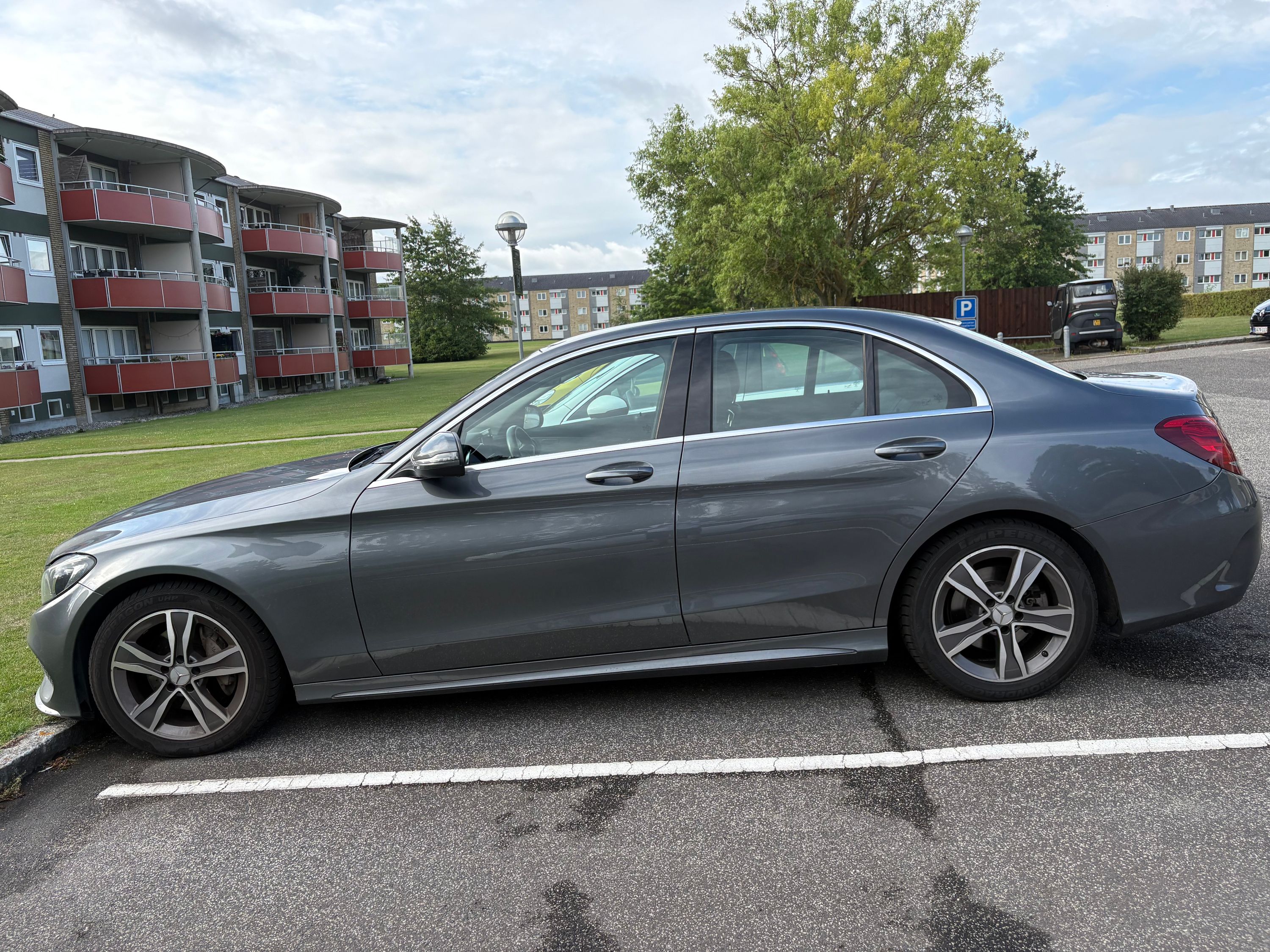 MERCEDES-BENZ C-Klasse Thumbnail 4