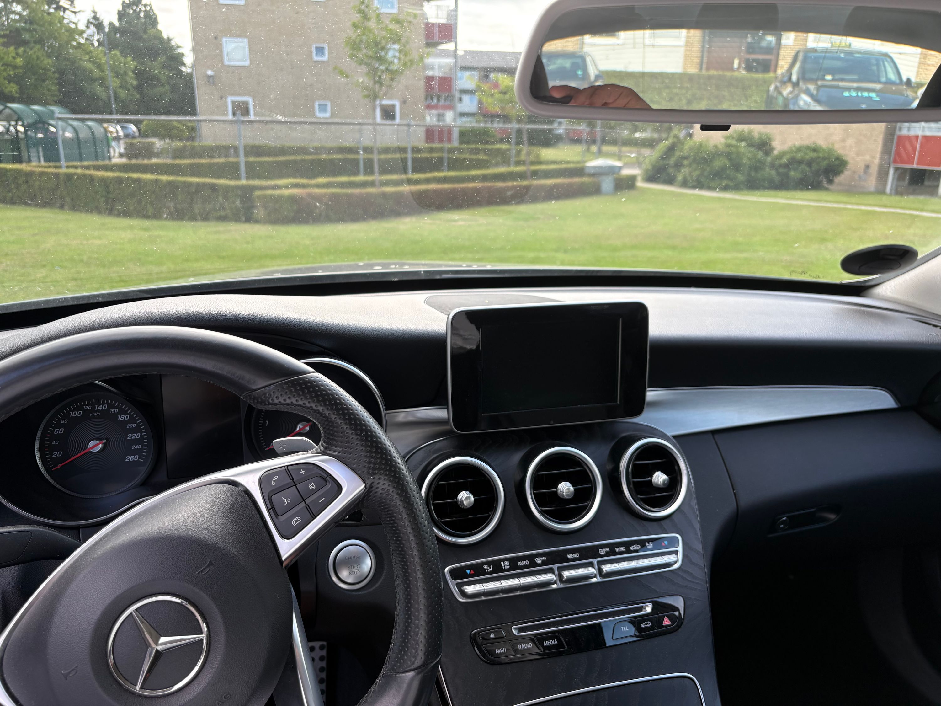 MERCEDES-BENZ C-Klasse Thumbnail 7