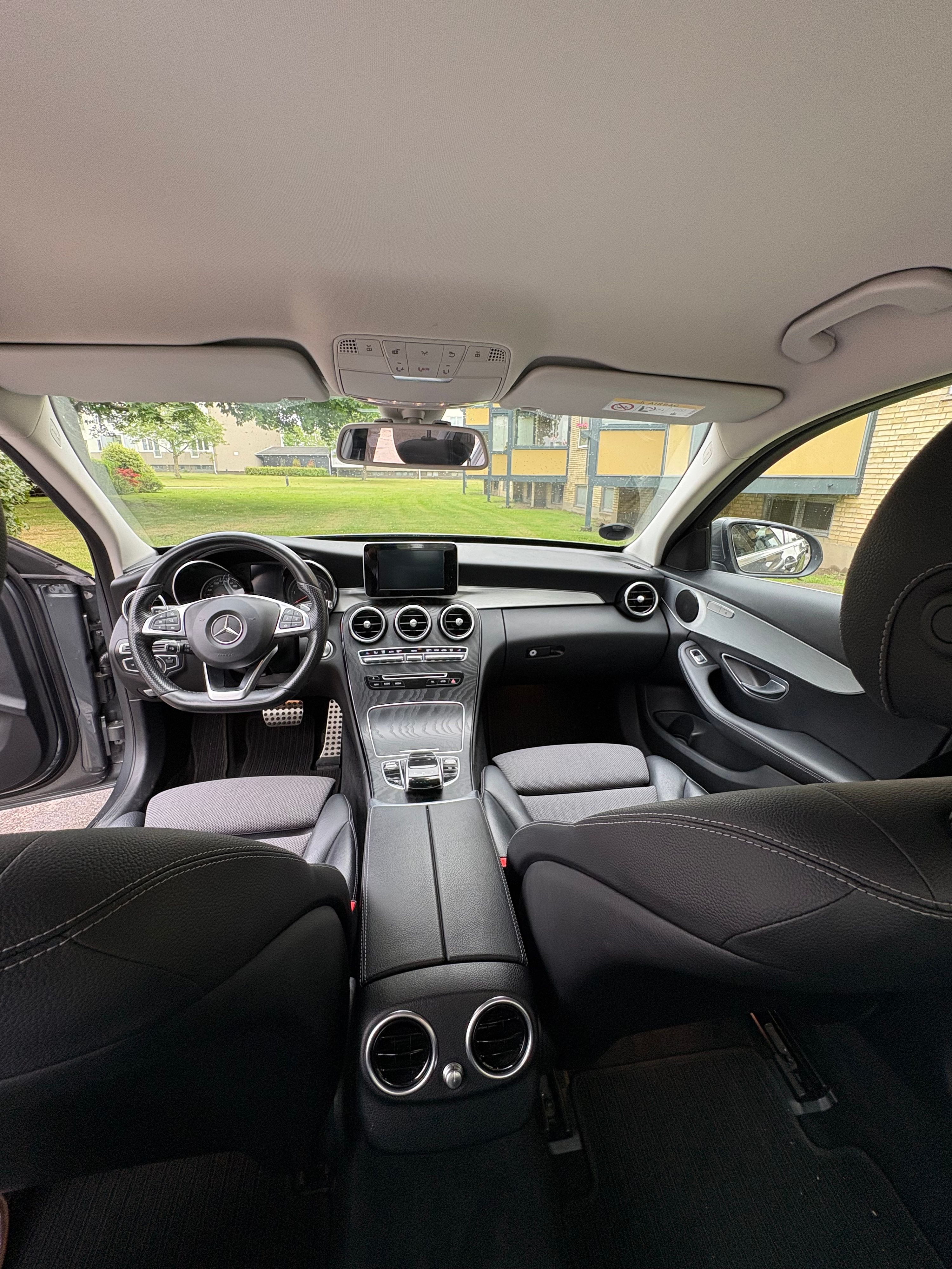 MERCEDES-BENZ C-Klasse Thumbnail 2