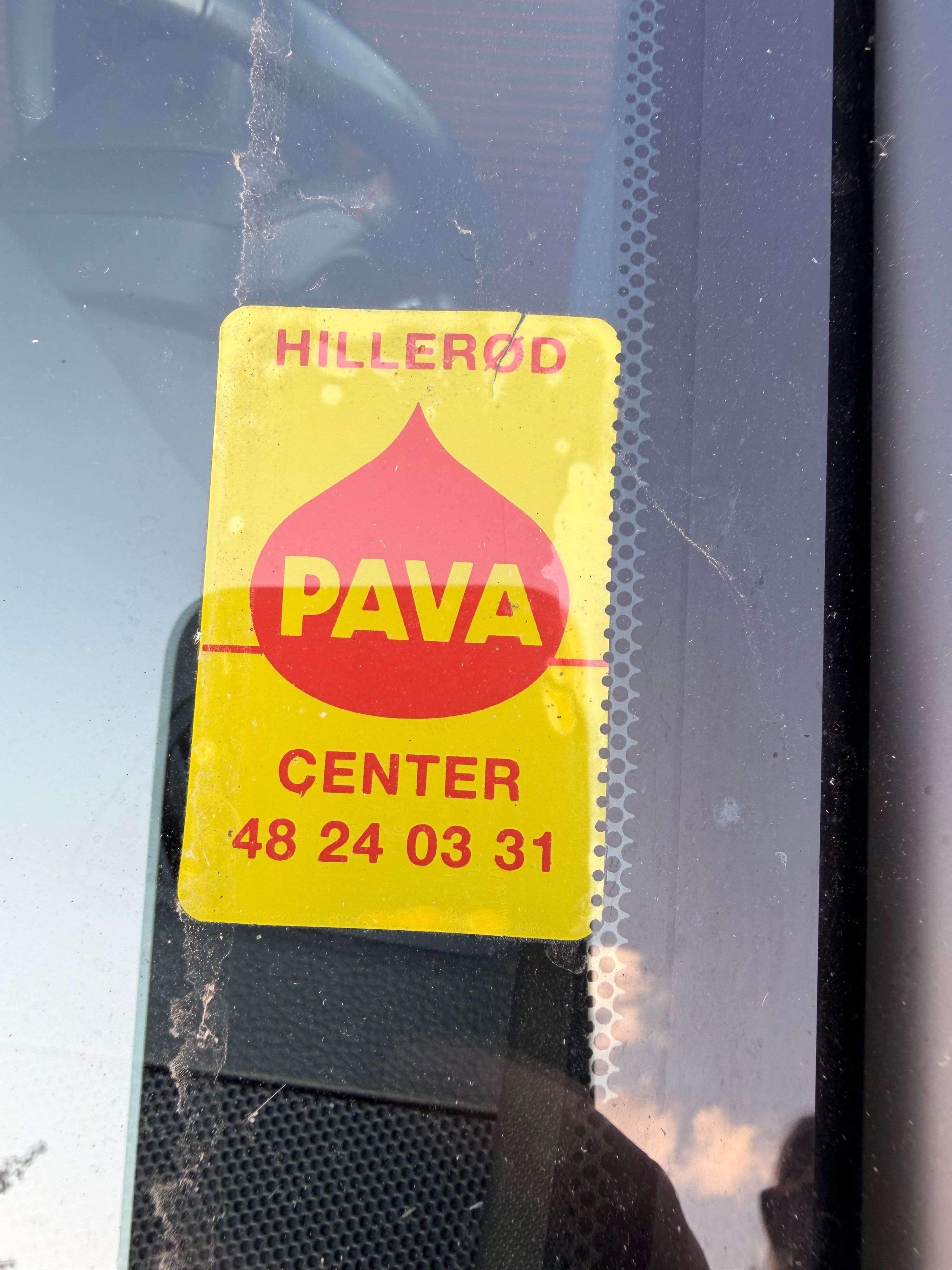 TOYOTA Rav4 Plug In Thumbnail 4