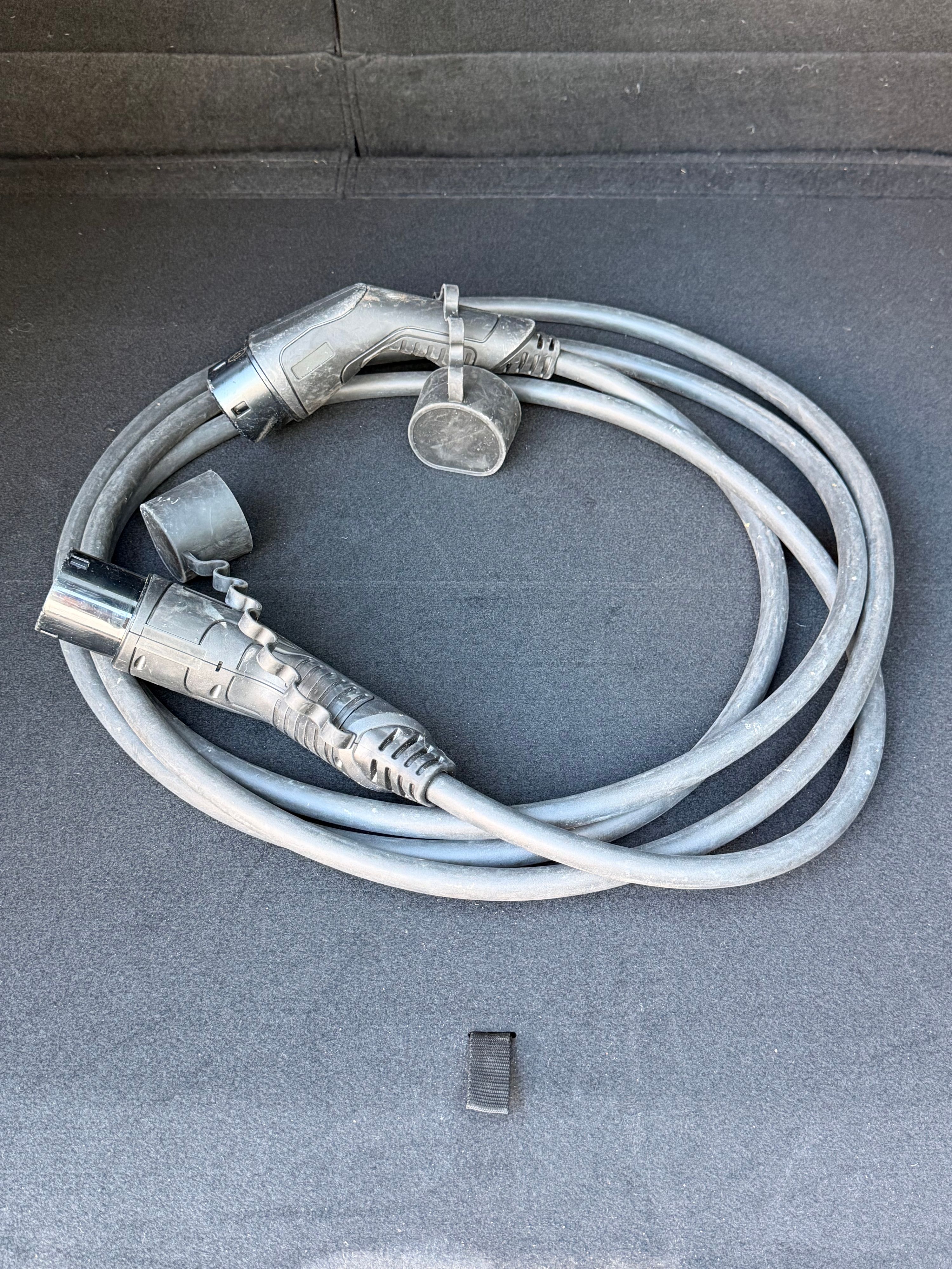 TOYOTA Rav4 Plug In Thumbnail 5