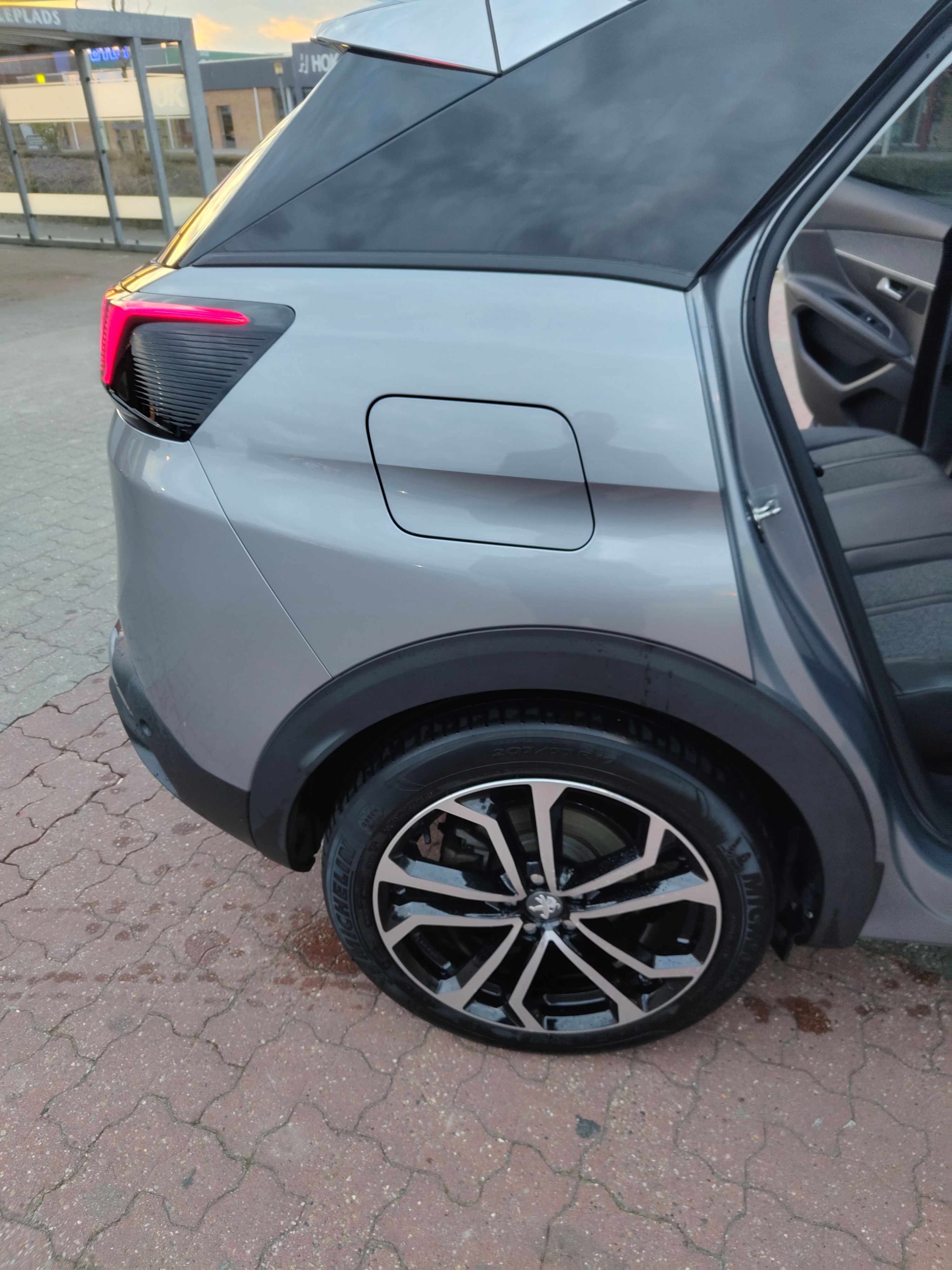PEUGEOT 3008 Thumbnail 11