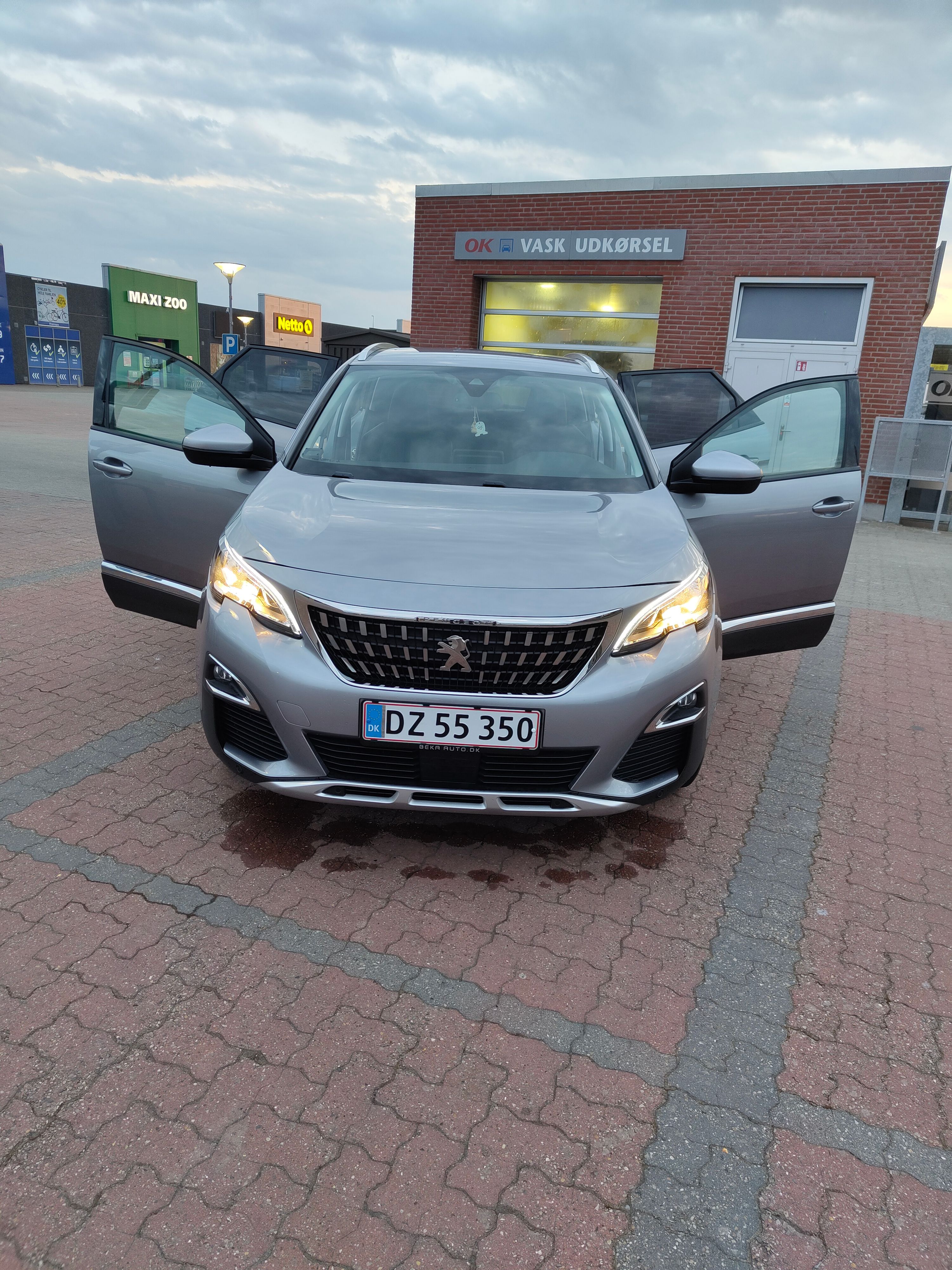PEUGEOT 3008 Thumbnail 7