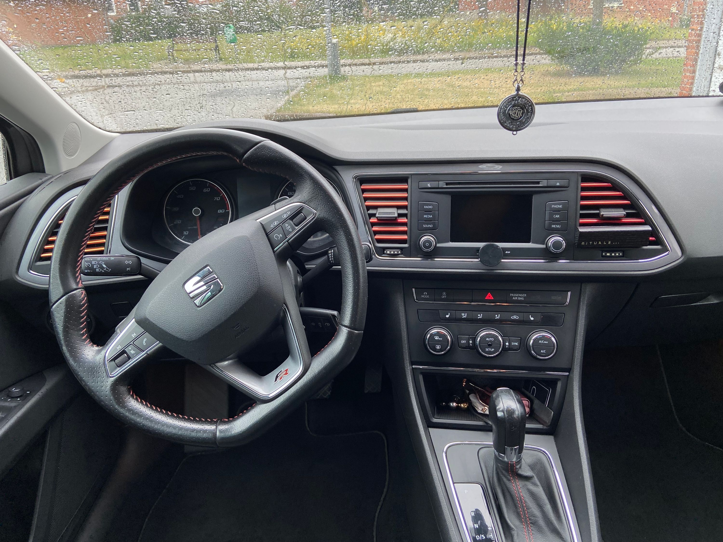 SEAT Leon Thumbnail 9