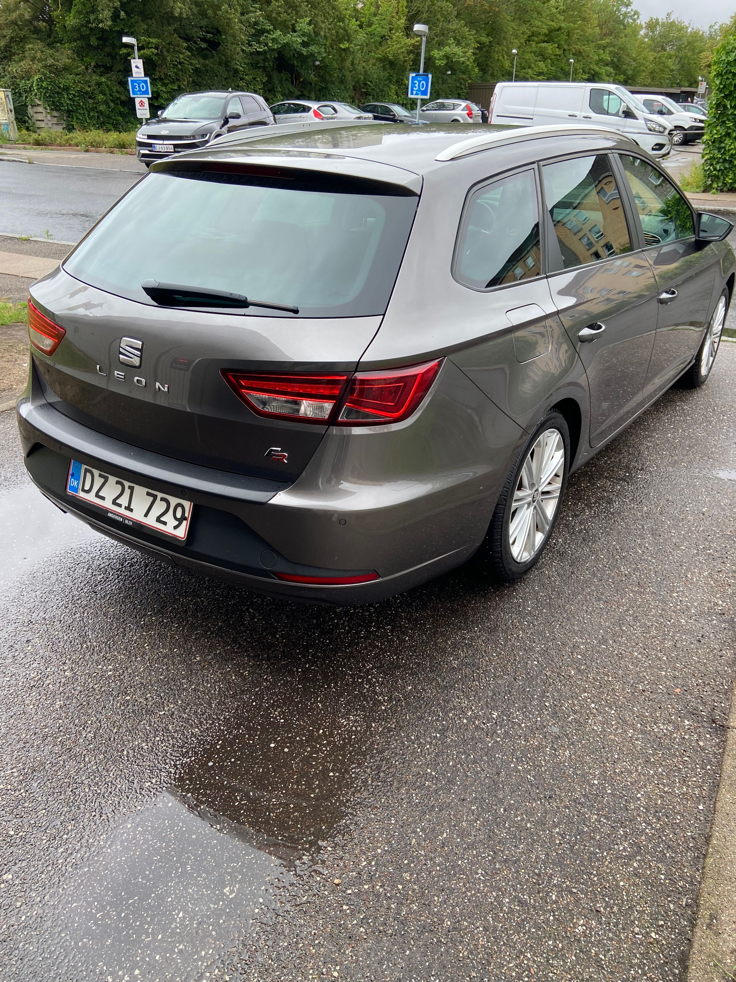 SEAT Leon Thumbnail 7