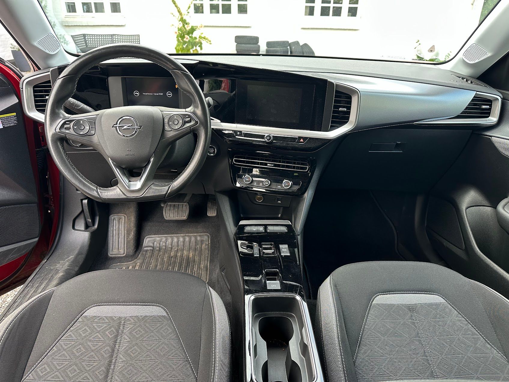 OPEL Mokka E Thumbnail 2