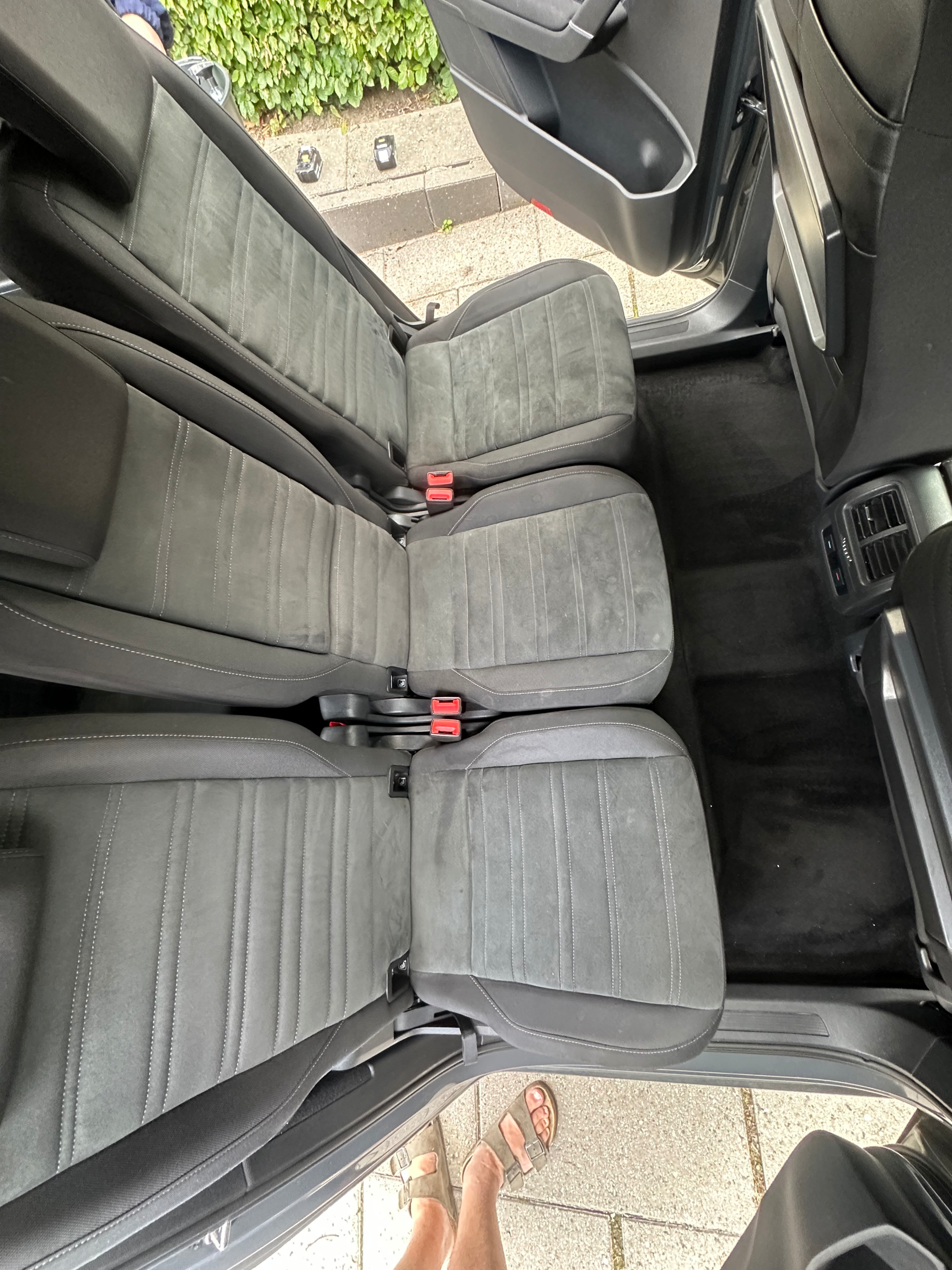 VOLKSWAGEN Touran Thumbnail 12