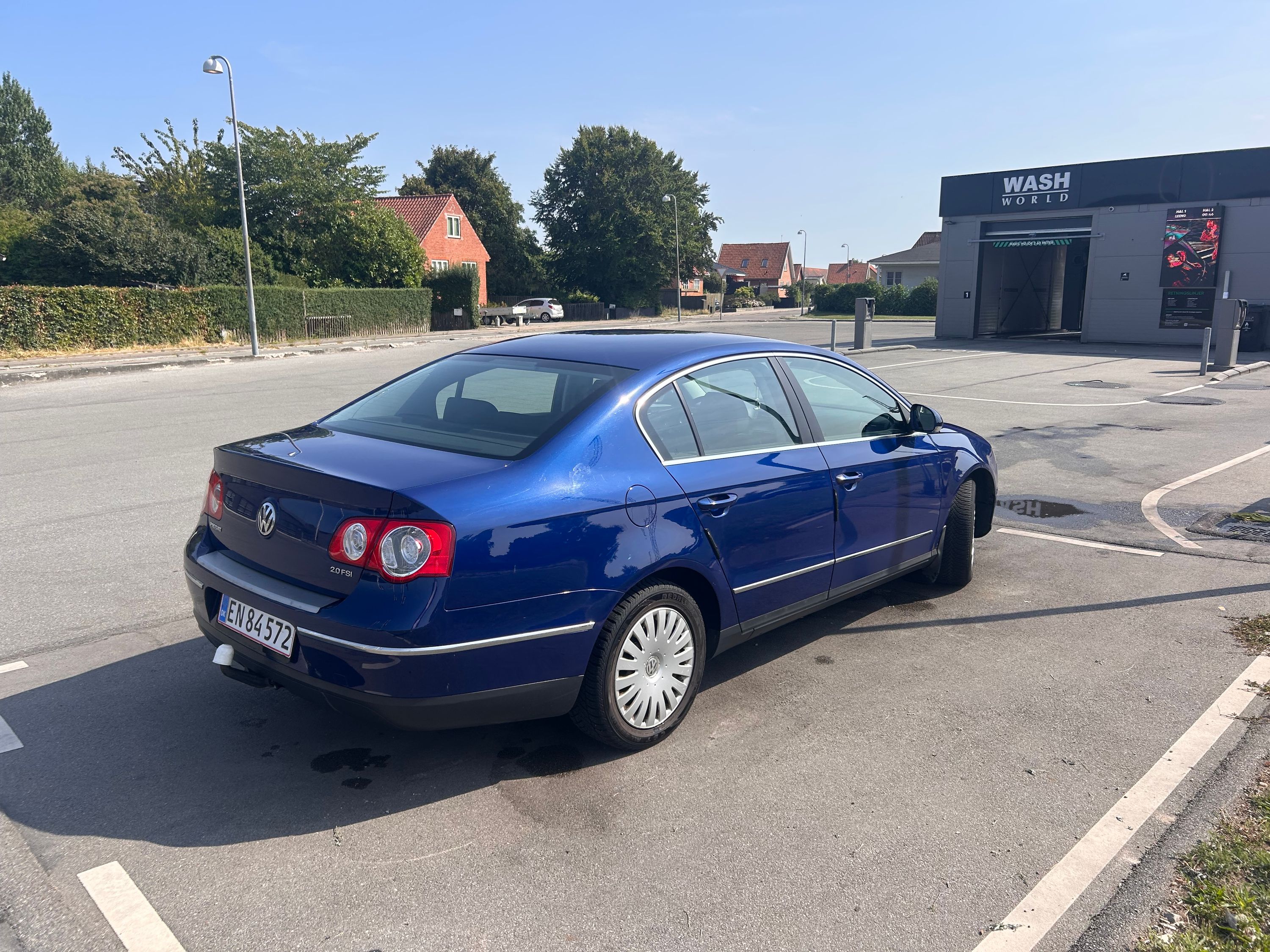 VOLKSWAGEN Passat Thumbnail 6
