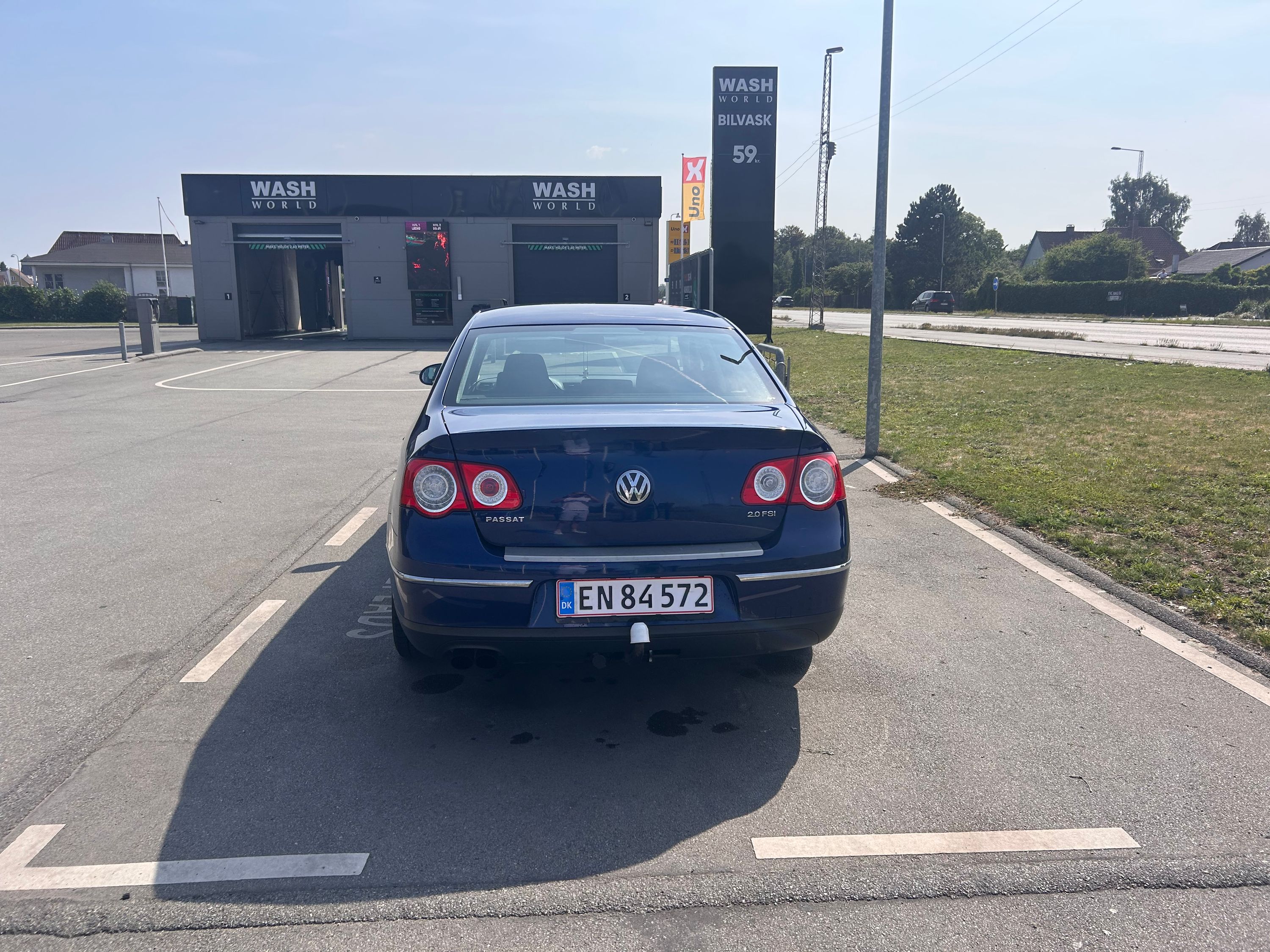VOLKSWAGEN Passat Thumbnail 13