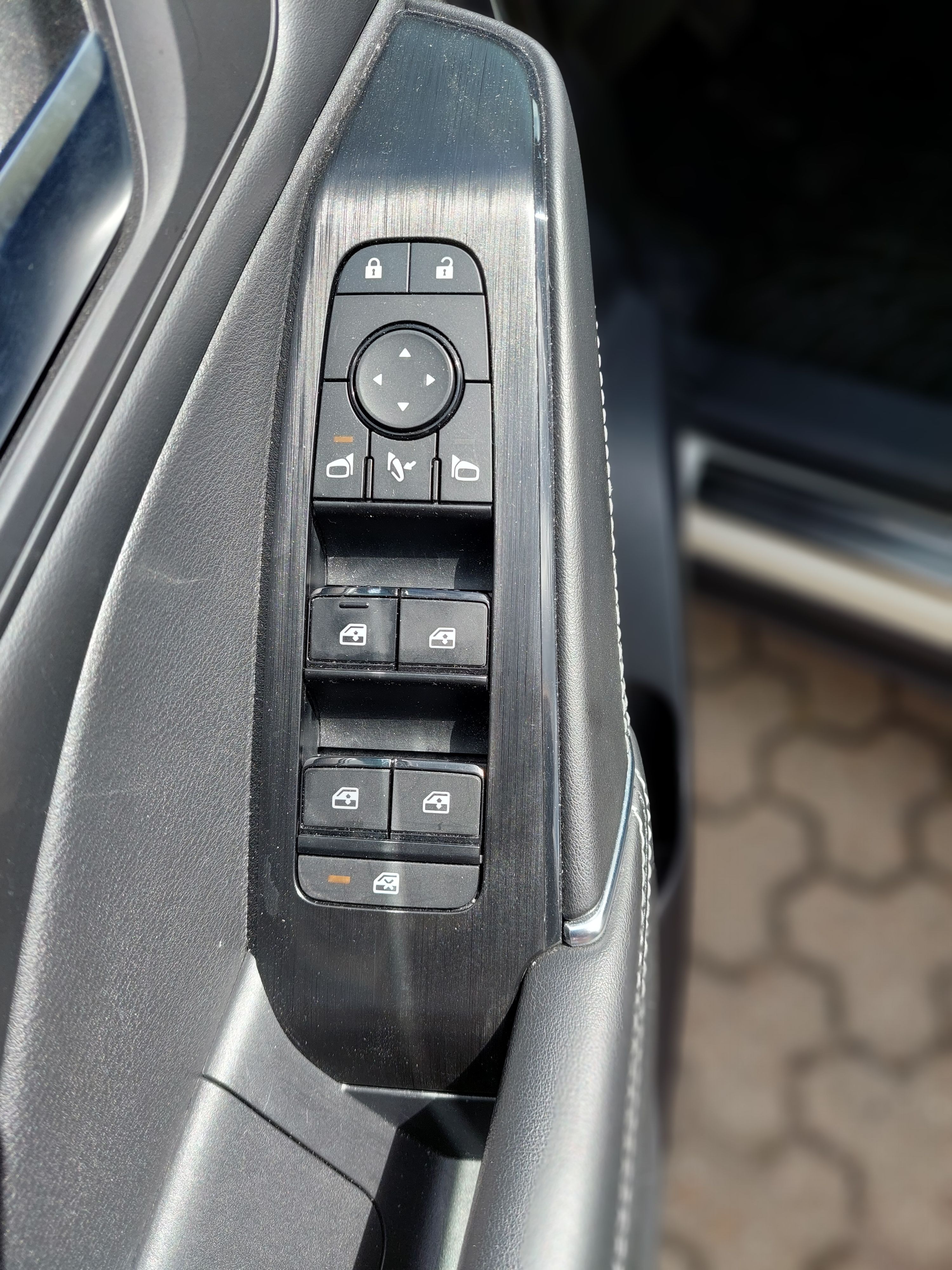 NISSAN Qashqai Thumbnail 13