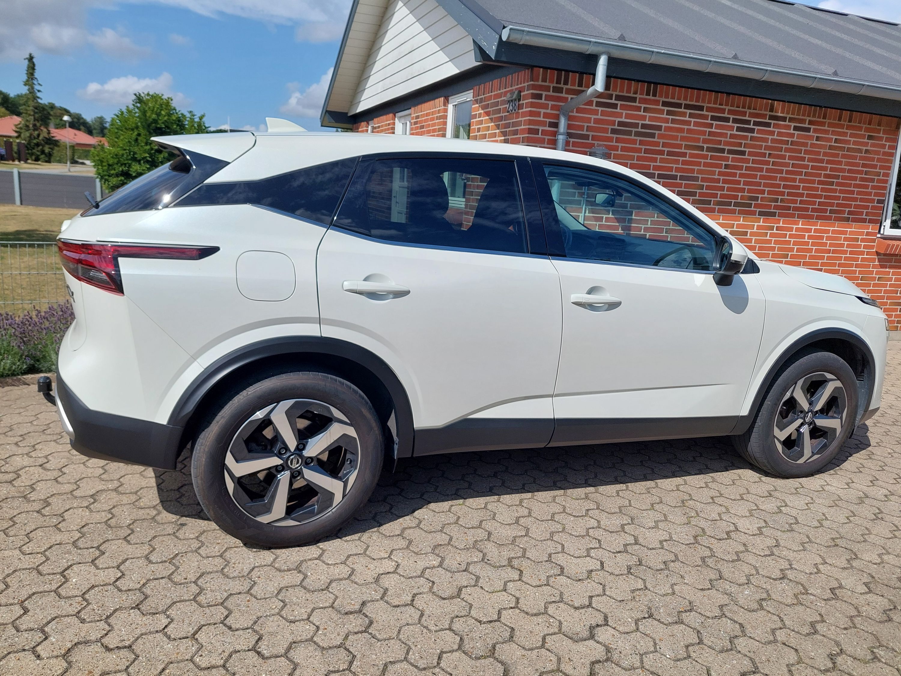 NISSAN Qashqai Thumbnail 4