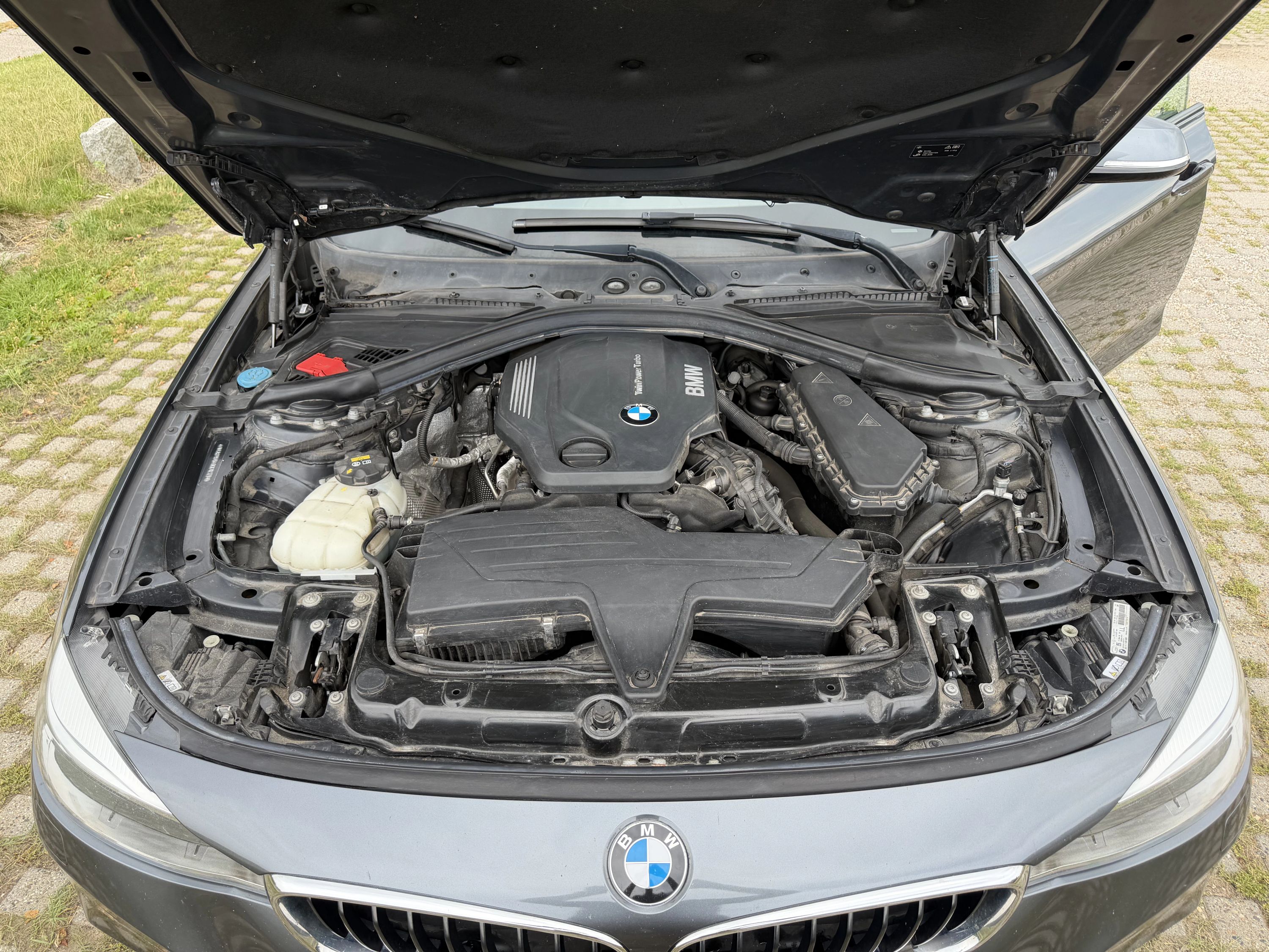 BMW 320 D Xdrive Gt Thumbnail 11